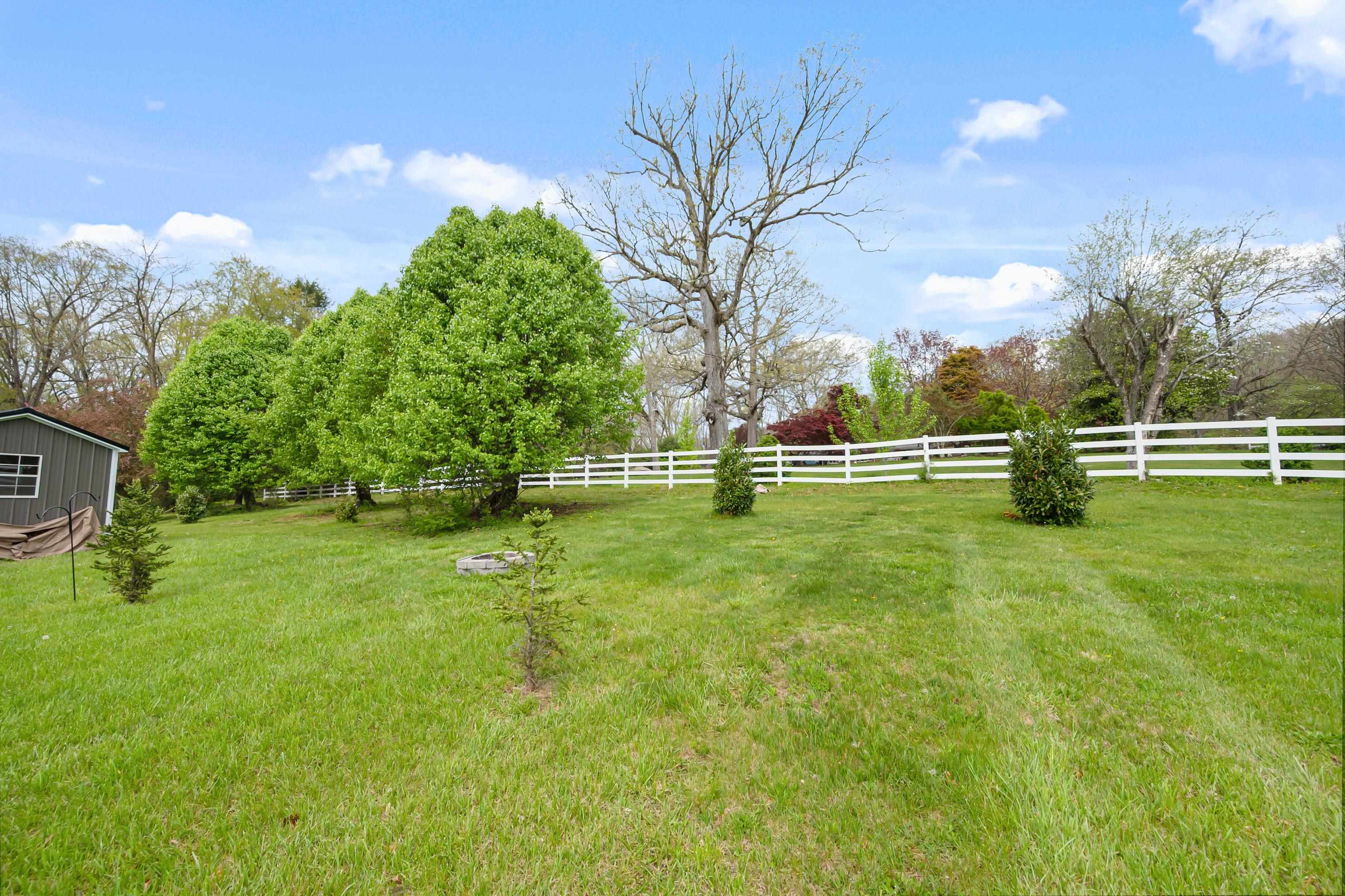 Wytheville, Virginia 24382, United States, 3 Bedrooms Bedrooms, ,3 BathroomsBathrooms,Residential,Pending,59893