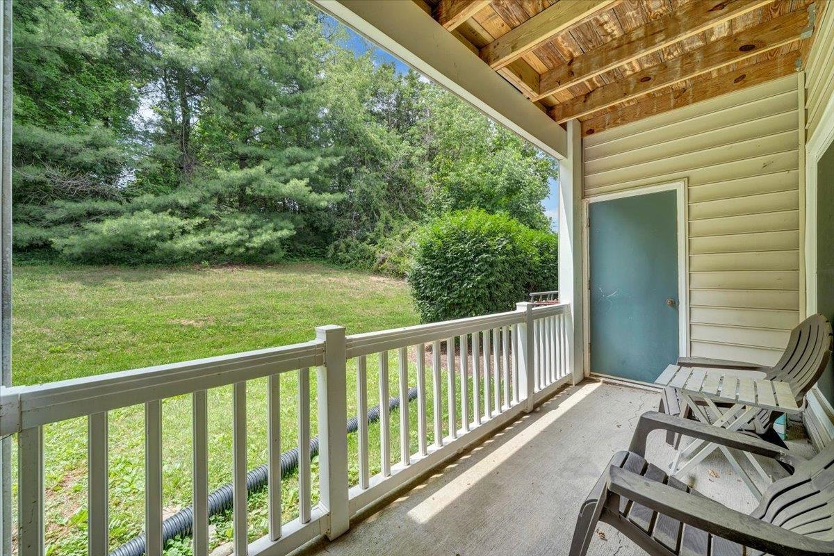 211 S Knollwood Drive 2206
