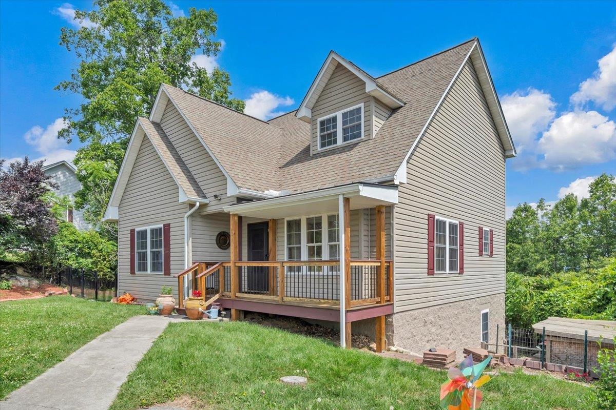 20 Wood Ridge Drive