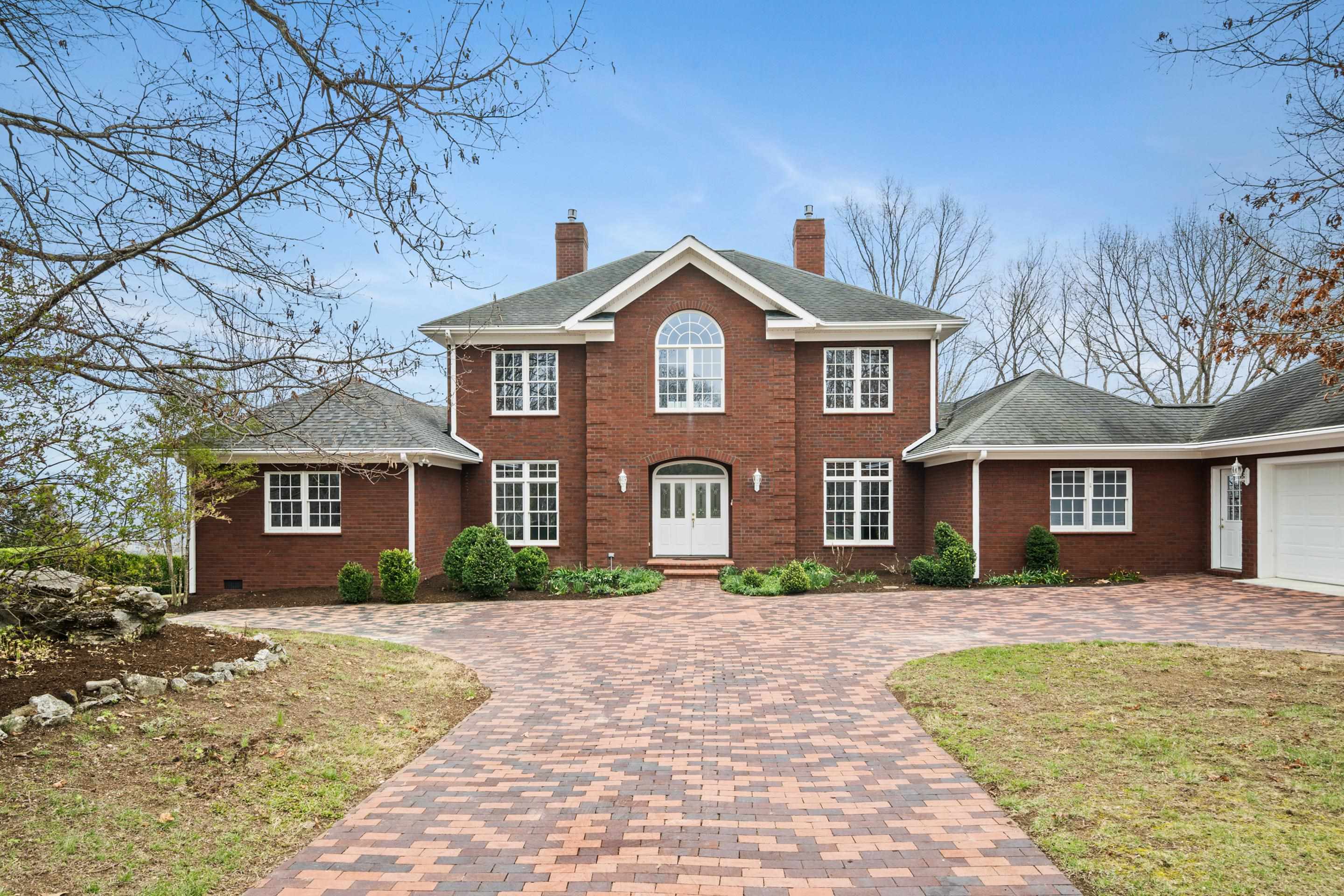 501 Mill Pointe Road