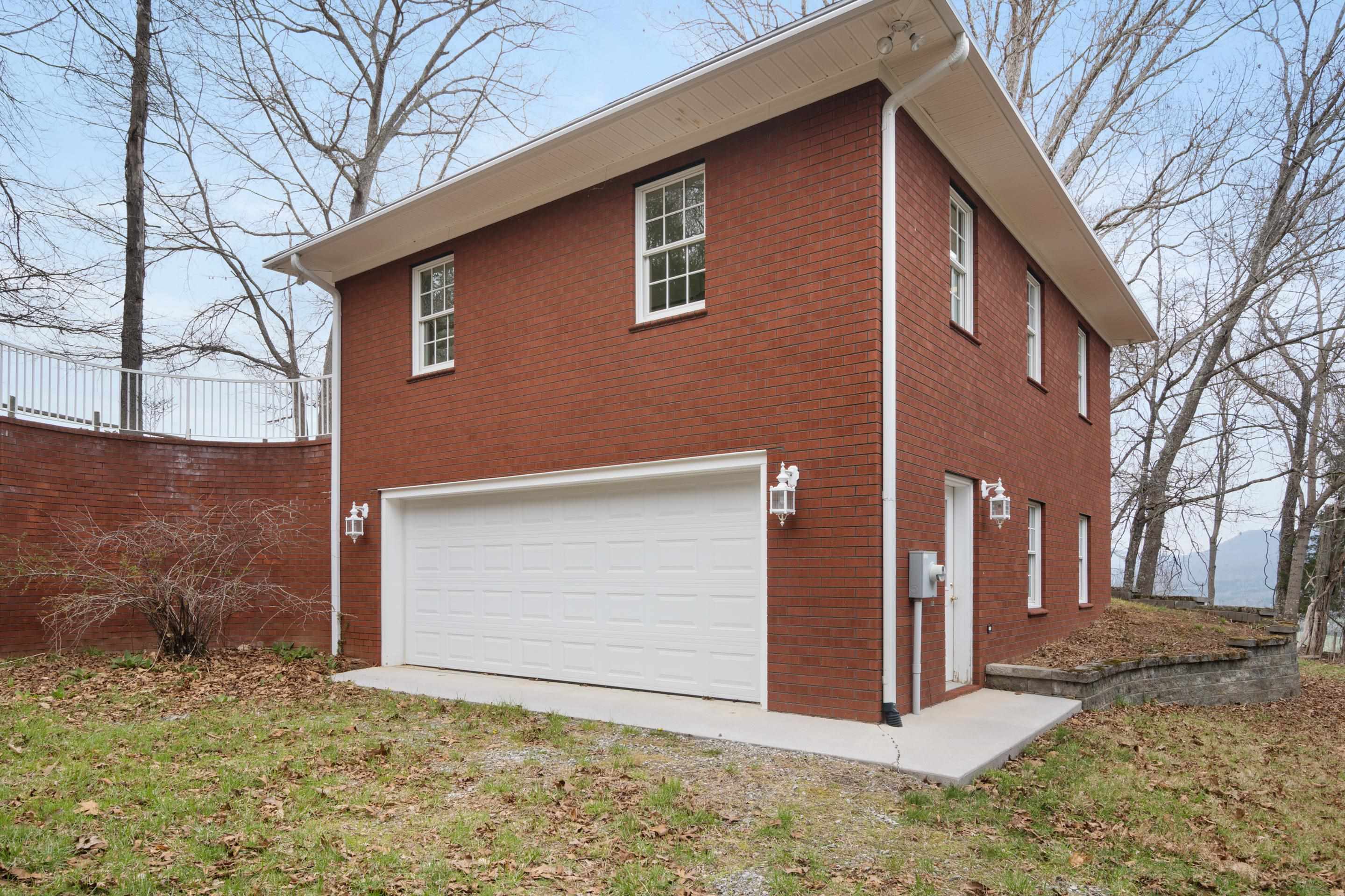 501 Mill Pointe Road