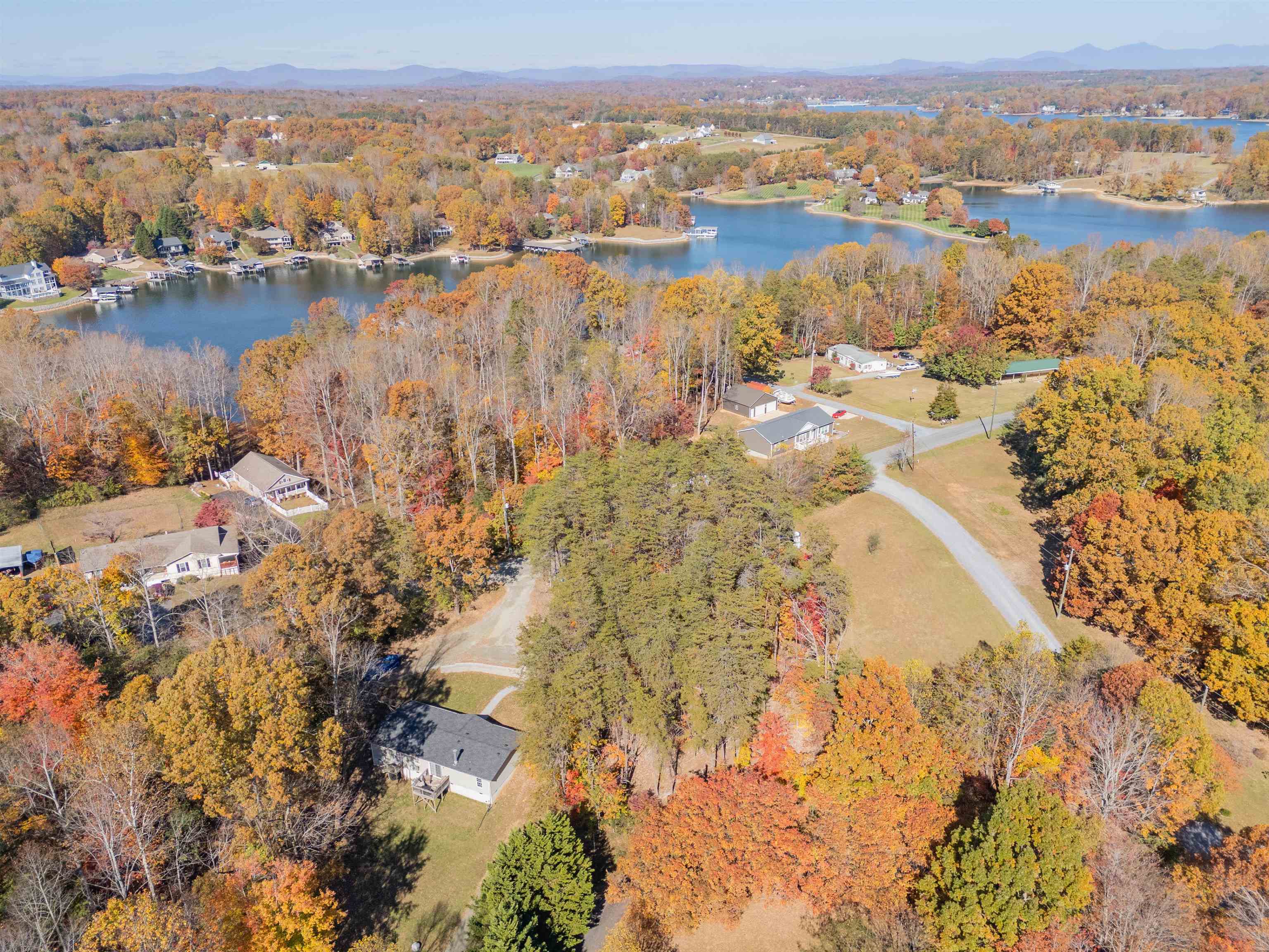 Moneta, Virginia 24121, United States, ,Land,Active,249014