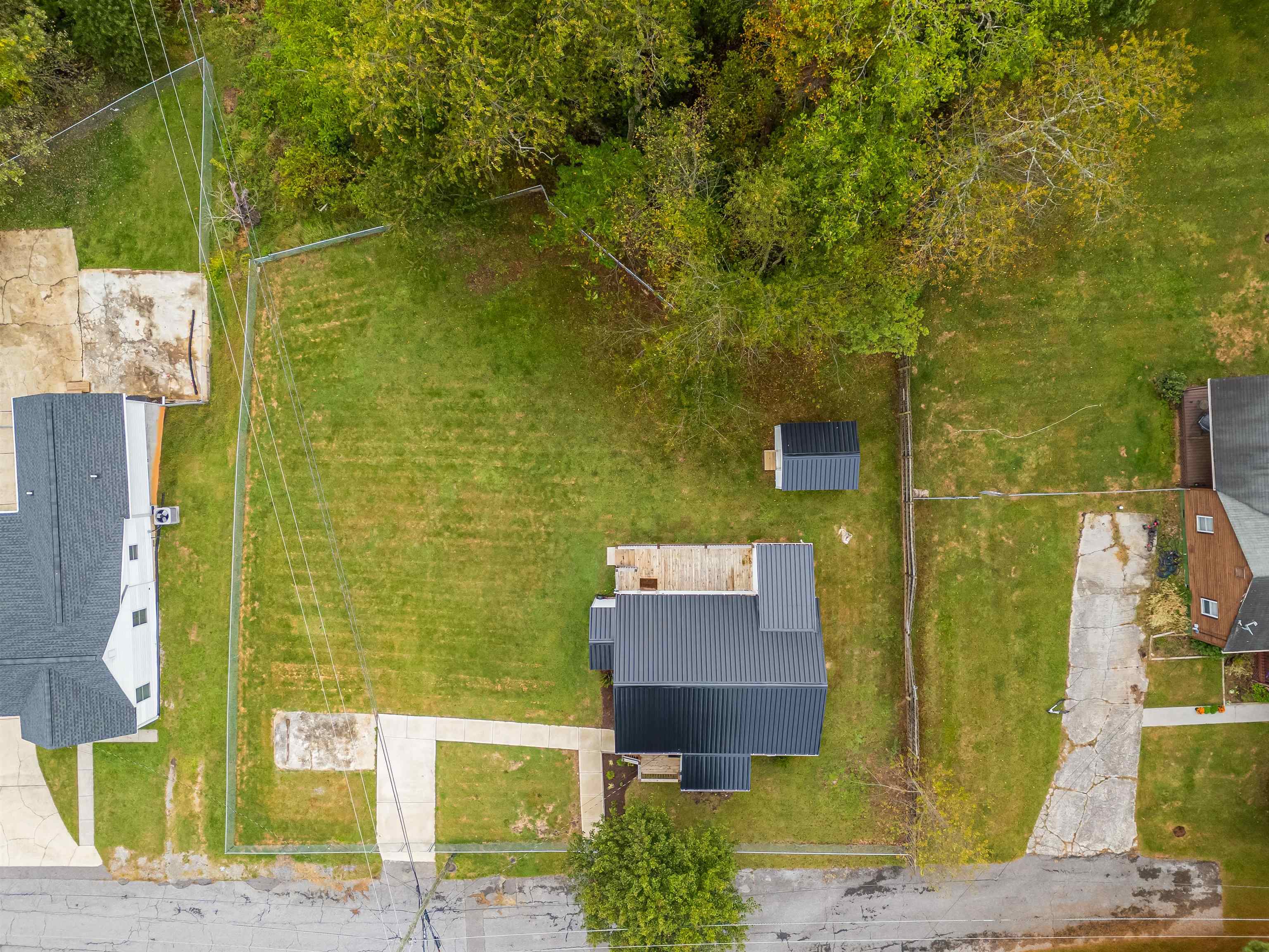 Radford, Virginia 24141, United States, 2 Bedrooms Bedrooms, ,1 BathroomBathrooms,Residential,Active,223716