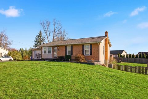 1381 Dow Street Christiansburg VA 24073