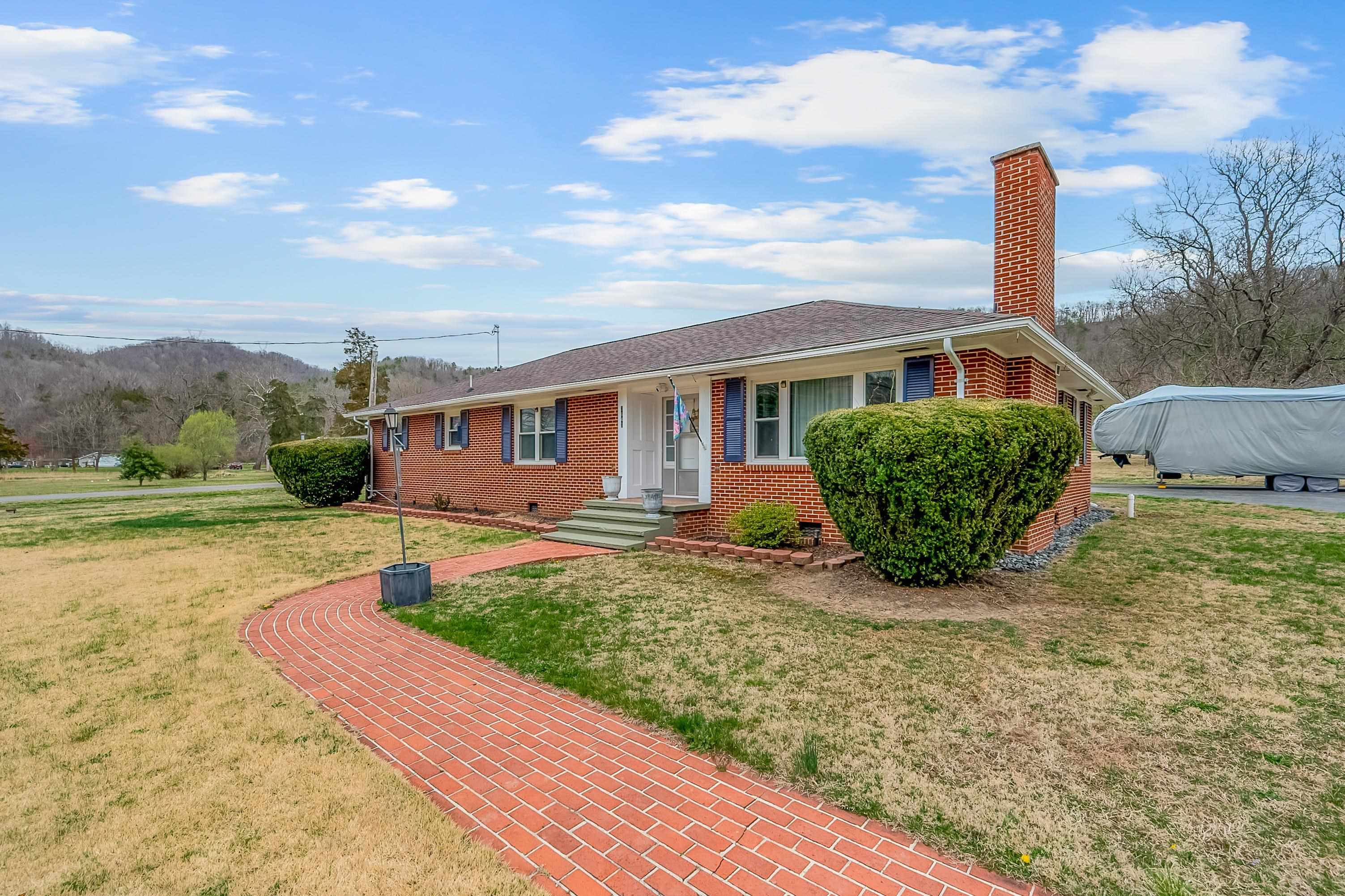 Shawsville, Virginia 24162, United States, 2 Bedrooms Bedrooms, ,2 BathroomsBathrooms,Residential,Active,106907