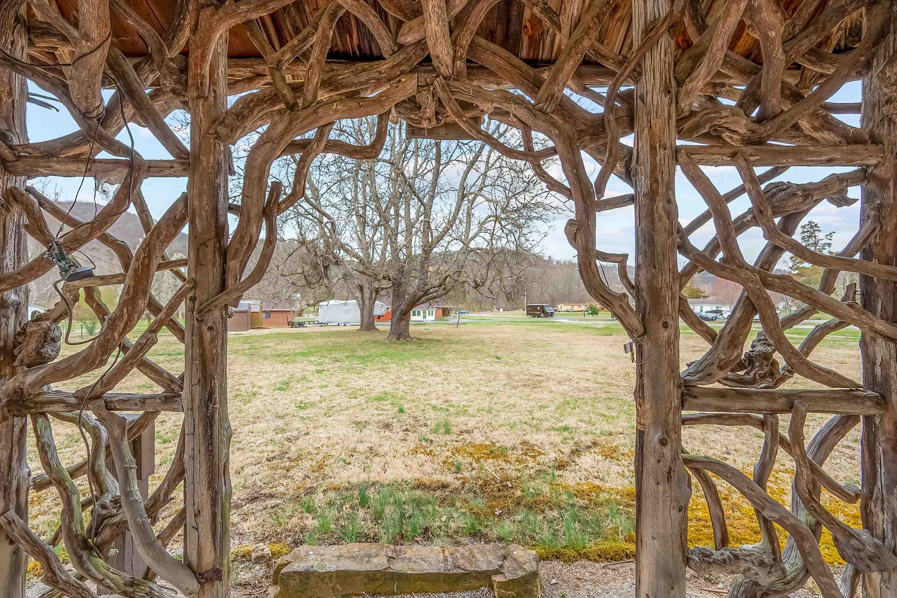 Shawsville, Virginia 24162, United States, 2 Bedrooms Bedrooms, ,2 BathroomsBathrooms,Residential,Active,106907