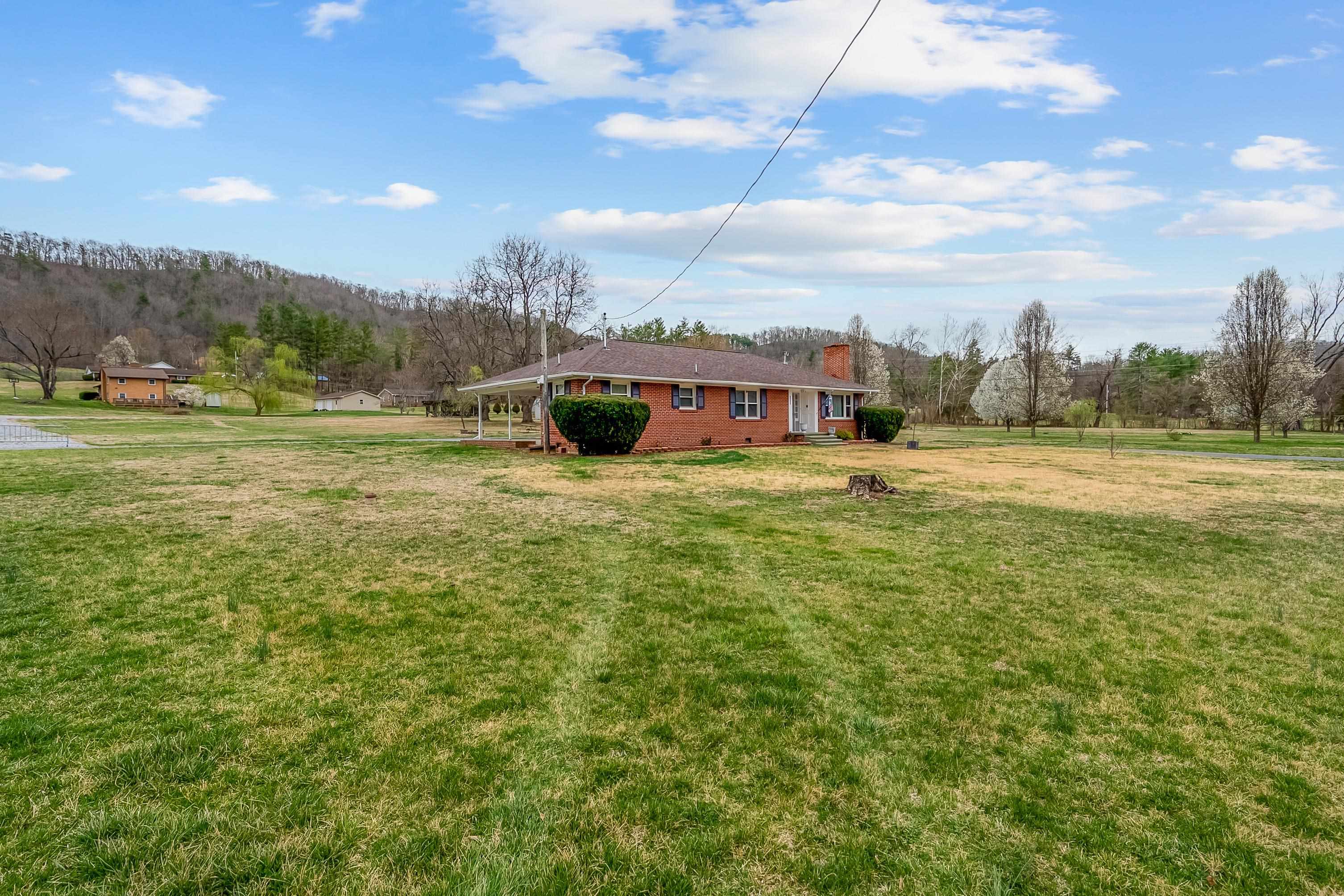 Shawsville, Virginia 24162, United States, 2 Bedrooms Bedrooms, ,2 BathroomsBathrooms,Residential,Active,106907