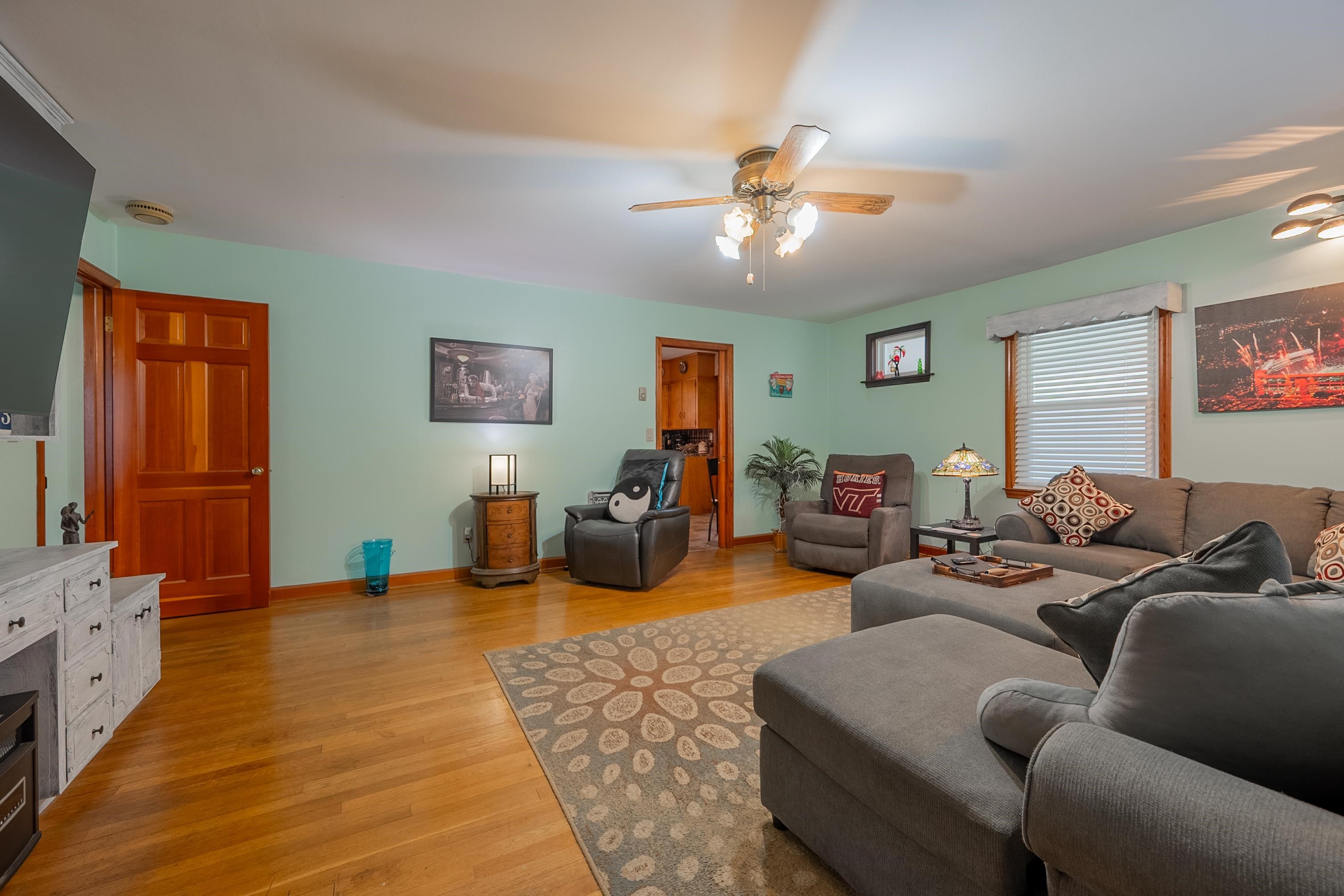 Shawsville, Virginia 24162, United States, 2 Bedrooms Bedrooms, ,2 BathroomsBathrooms,Residential,Active,106907