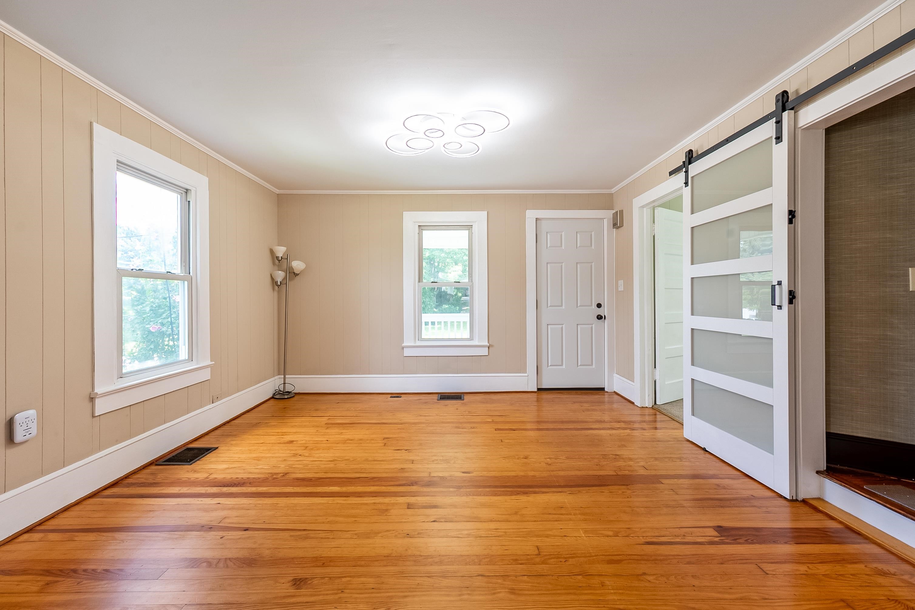 Christiansburg, Virginia 24073, United States, 3 Bedrooms Bedrooms, ,2 BathroomsBathrooms,Residential,Active,199841