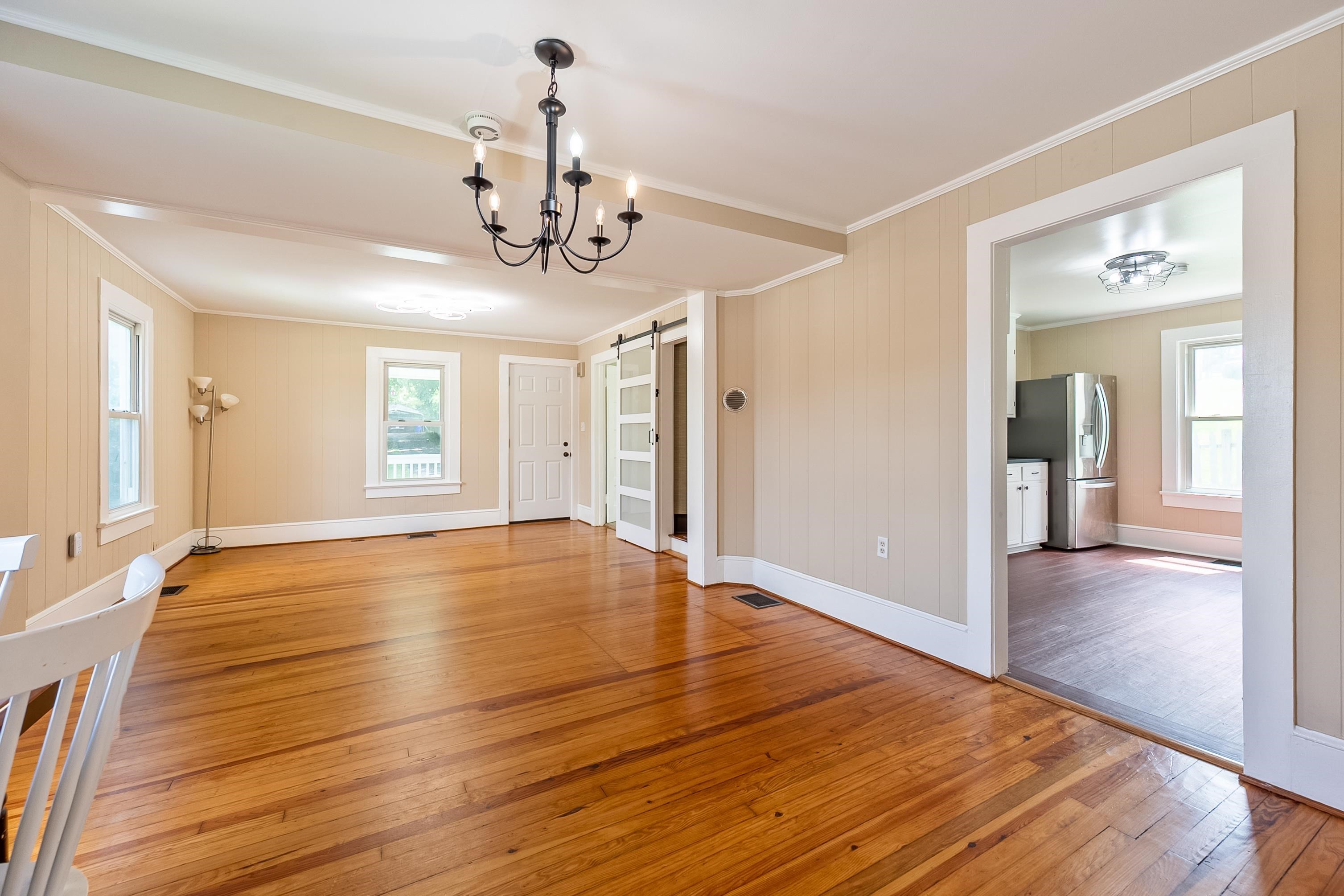 Christiansburg, Virginia 24073, United States, 3 Bedrooms Bedrooms, ,2 BathroomsBathrooms,Residential,Active,199841