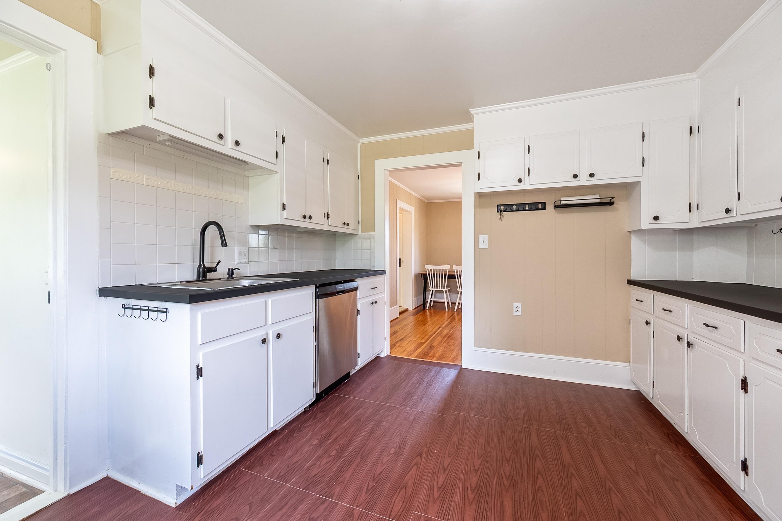 Christiansburg, Virginia 24073, United States, 3 Bedrooms Bedrooms, ,2 BathroomsBathrooms,Residential,Active,199841