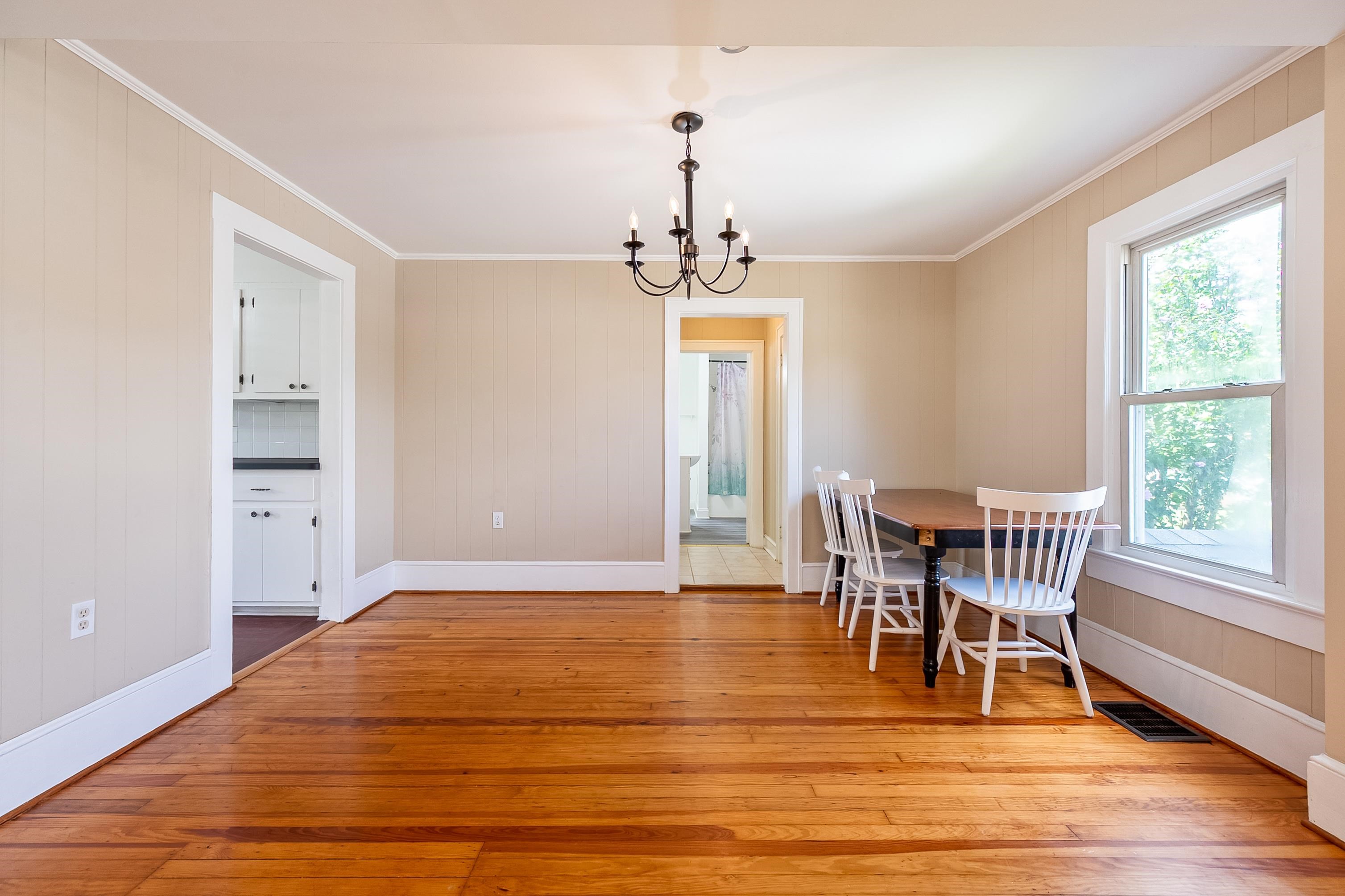 Christiansburg, Virginia 24073, United States, 3 Bedrooms Bedrooms, ,2 BathroomsBathrooms,Residential,Active,199841