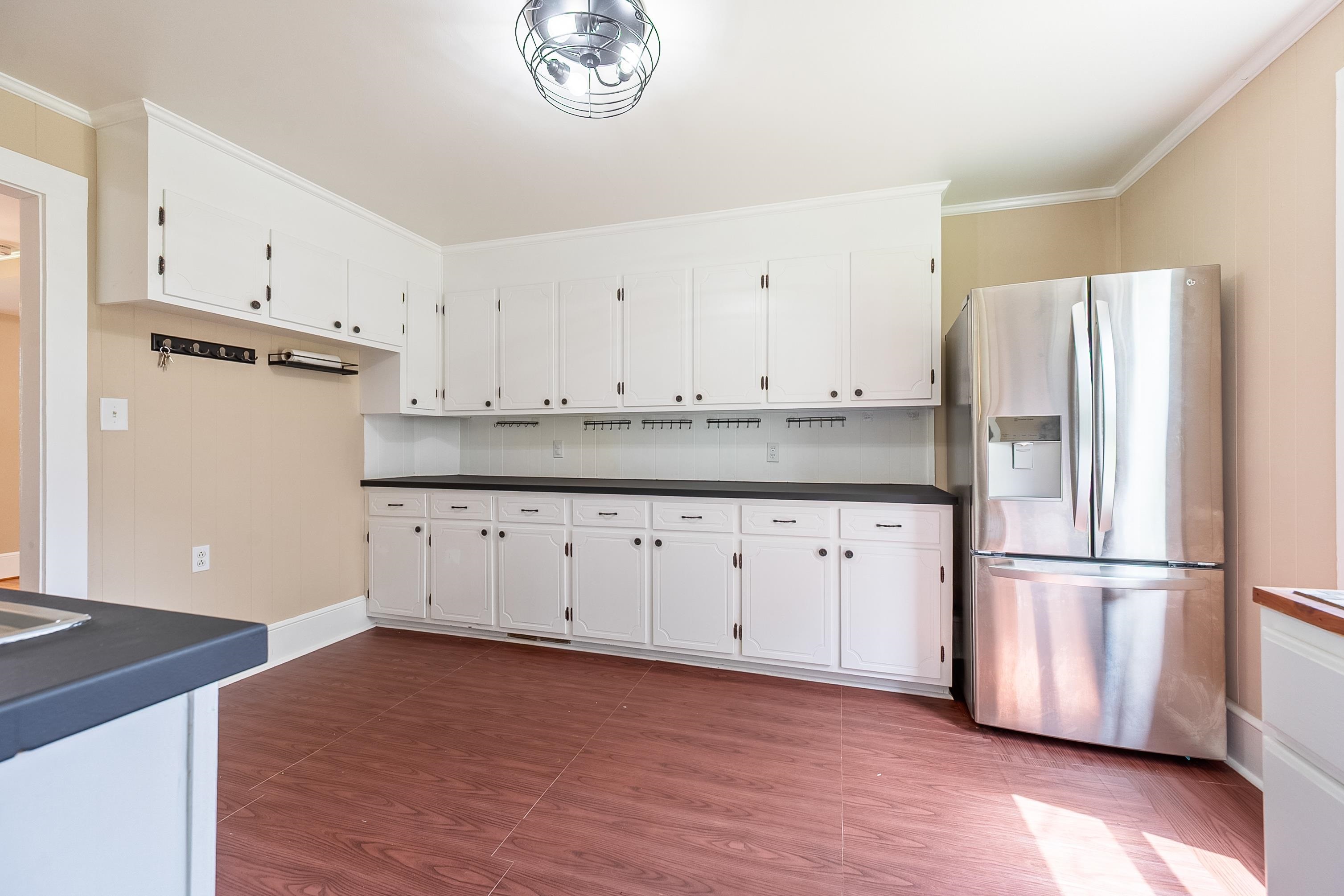 Christiansburg, Virginia 24073, United States, 3 Bedrooms Bedrooms, ,2 BathroomsBathrooms,Residential,Active,199841