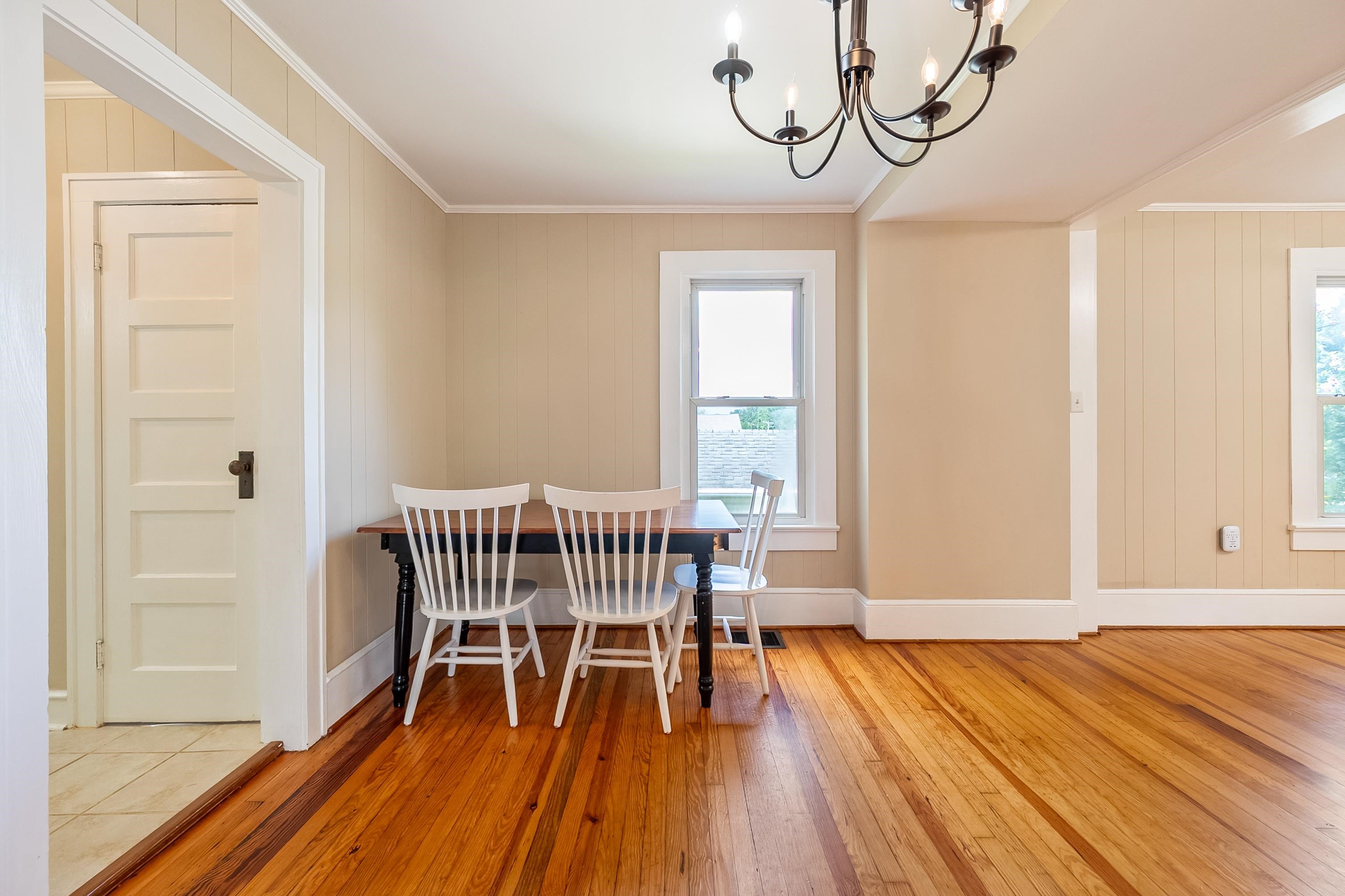 Christiansburg, Virginia 24073, United States, 3 Bedrooms Bedrooms, ,2 BathroomsBathrooms,Residential,Active,199841