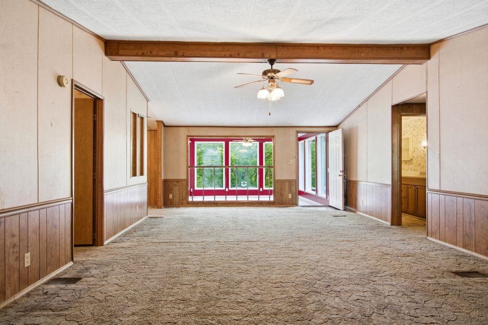 1738 Old Wolf Creek Road