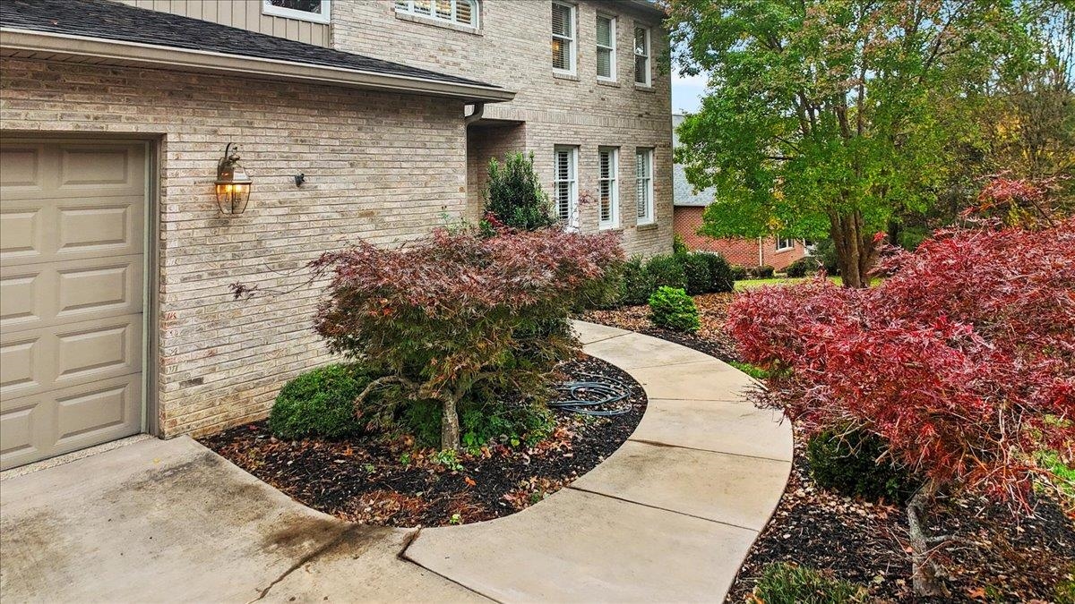 2115 PLANK Drive