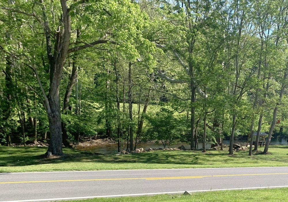 2375 Wolf Creek Road