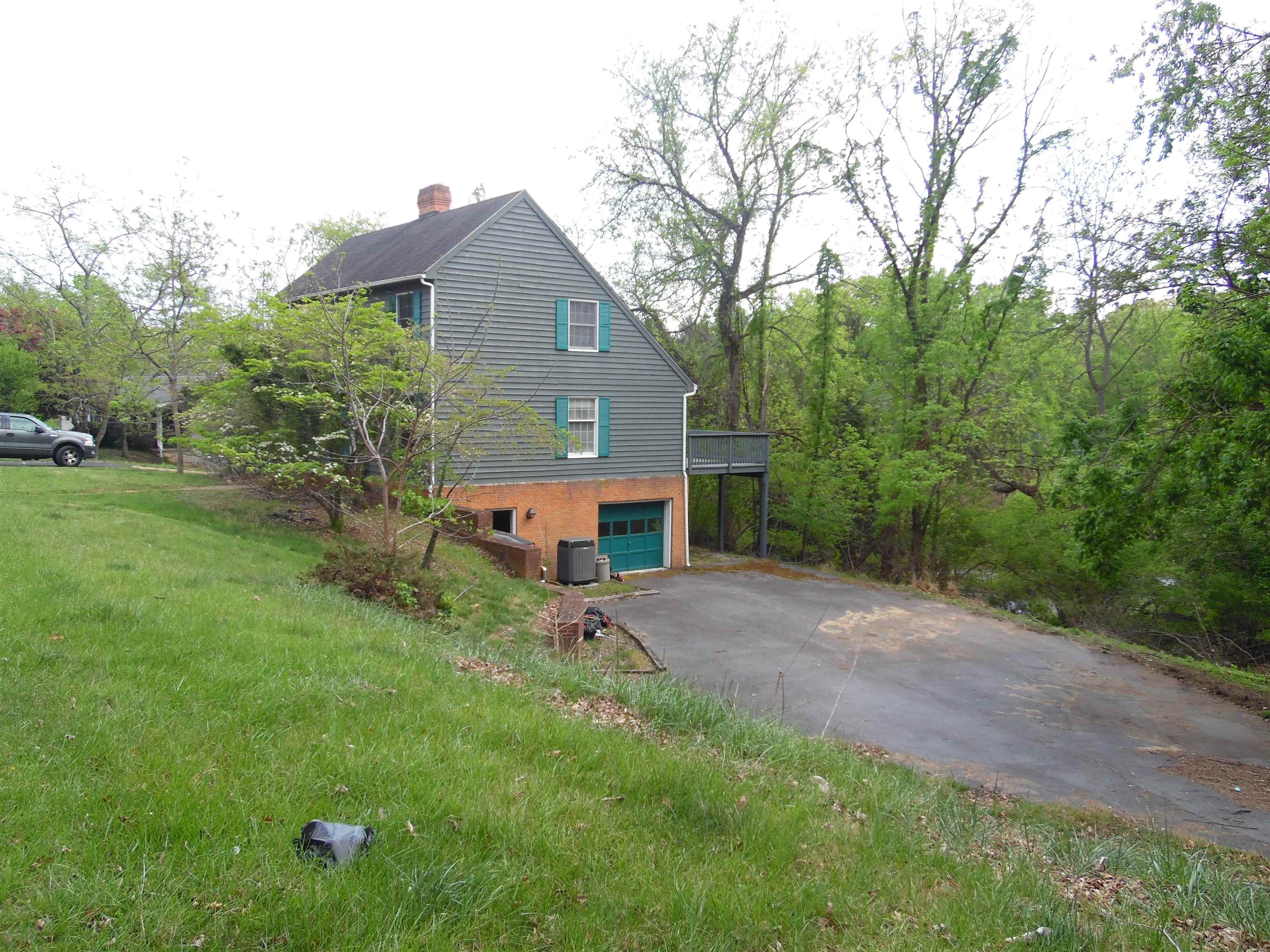 204 Fairway Drive