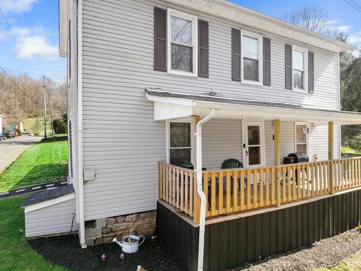 208 Holston Street