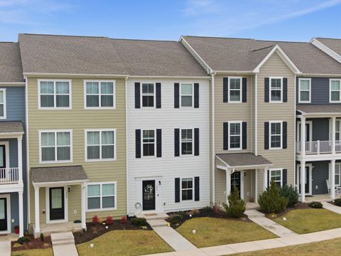 390 HAMILTON Avenue NW Christiansburg VA 24073