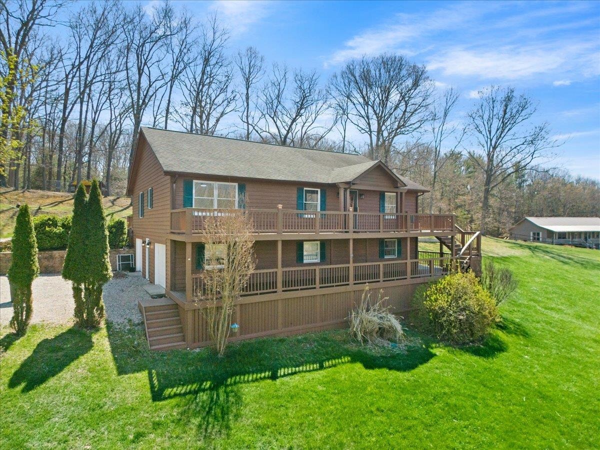 4660 BLUE HERON Drive