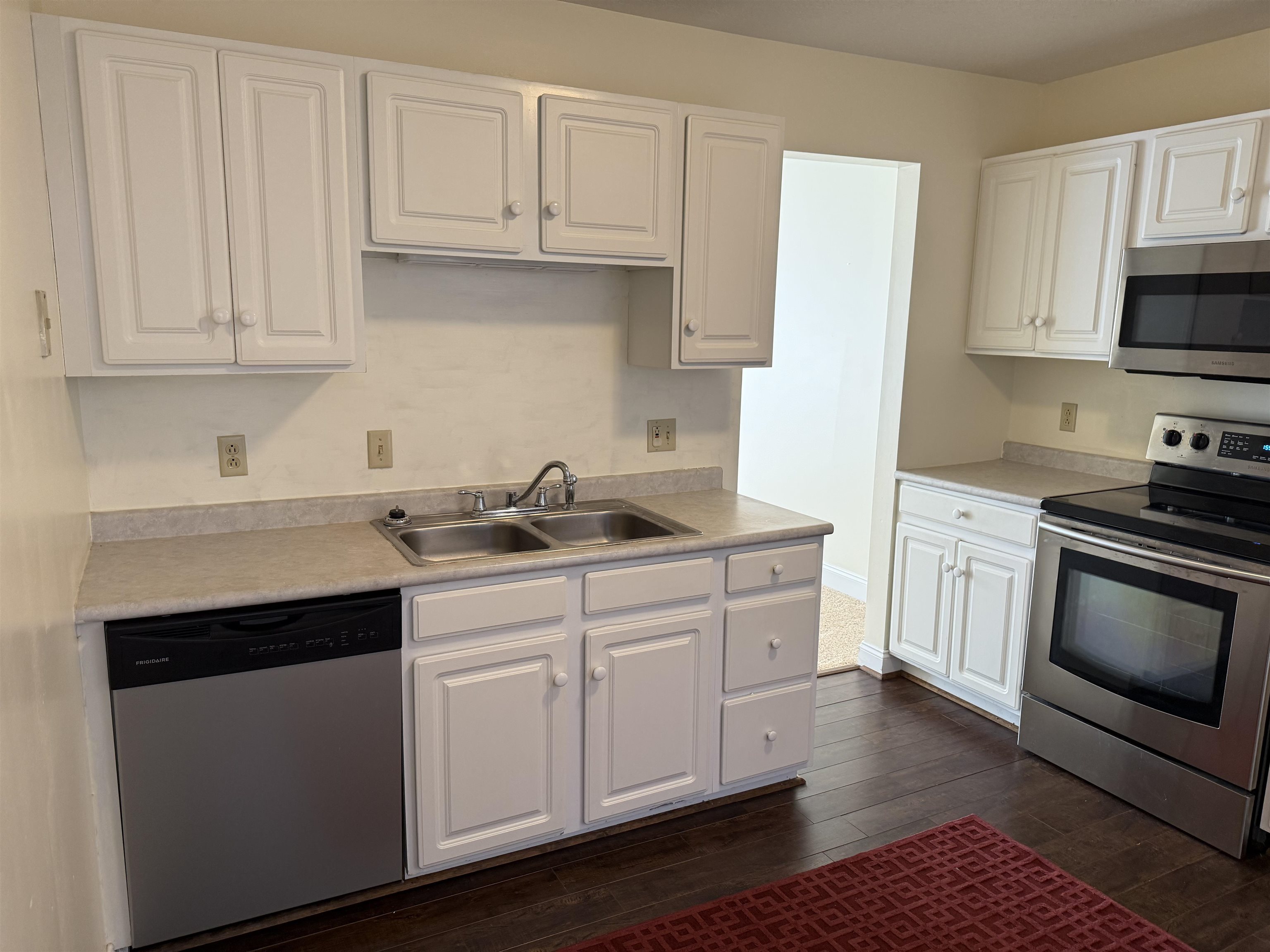 240 BRONZE LEAF Drive