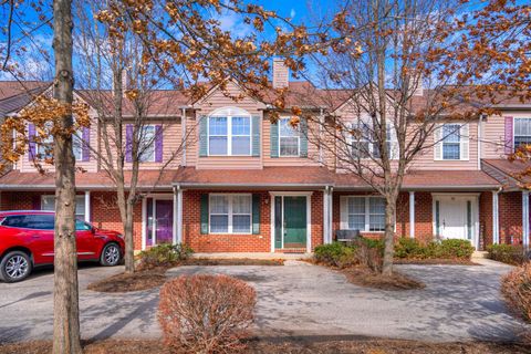 825 OAKTREE Boulevard Christiansburg VA 24073