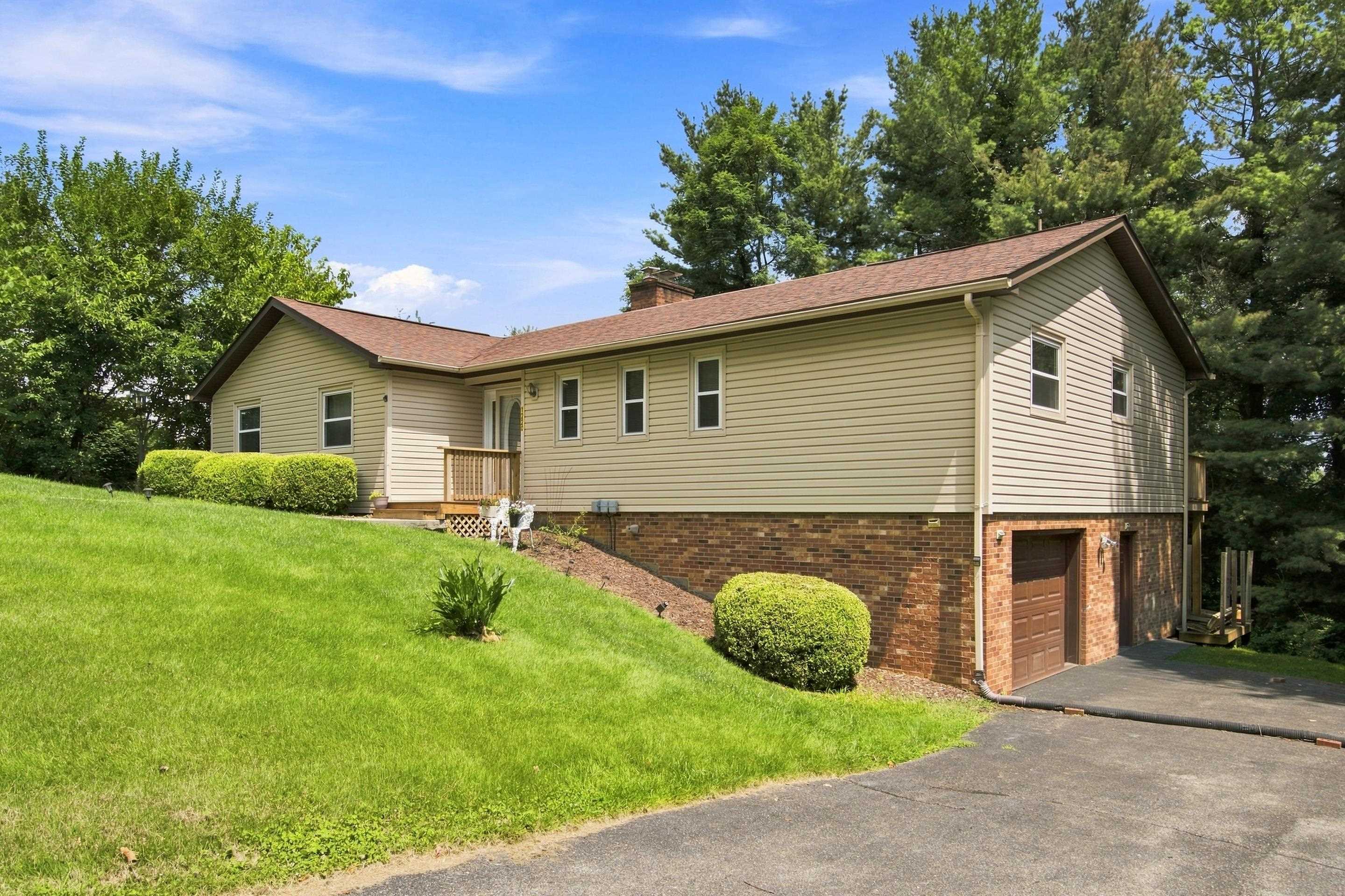1220 Flint Drive