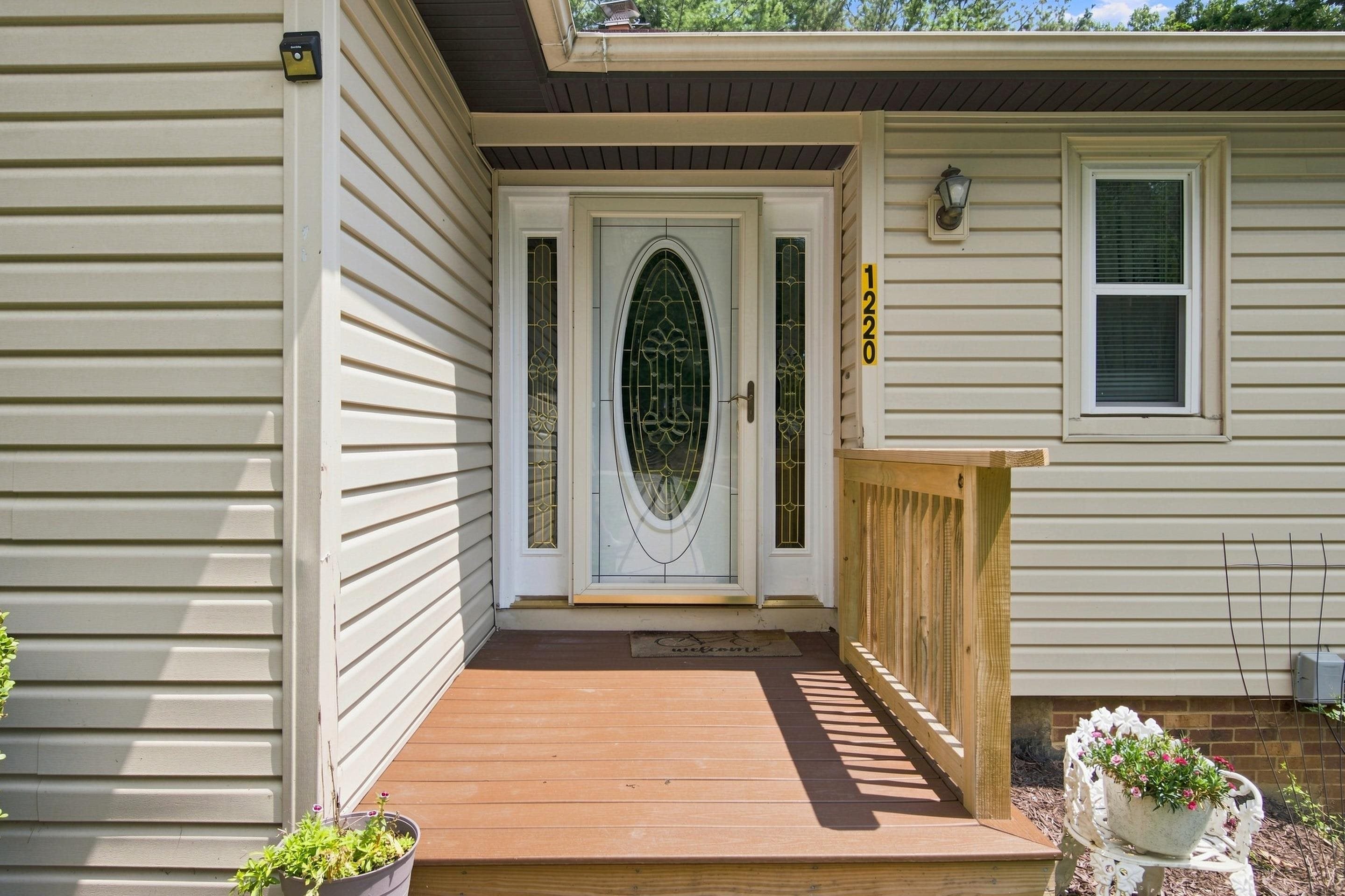 1220 Flint Drive