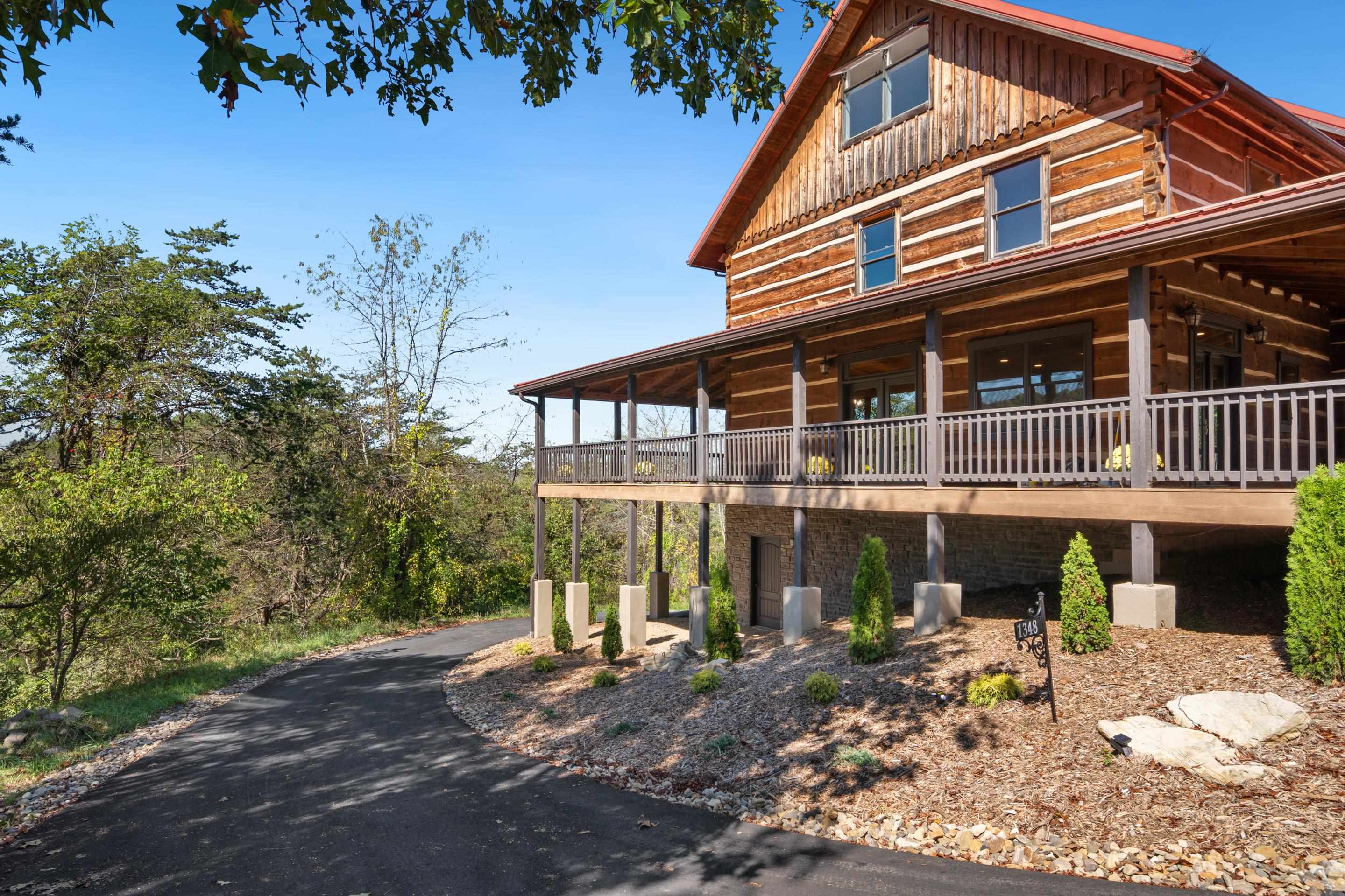 1348 CRANBERRY Lane