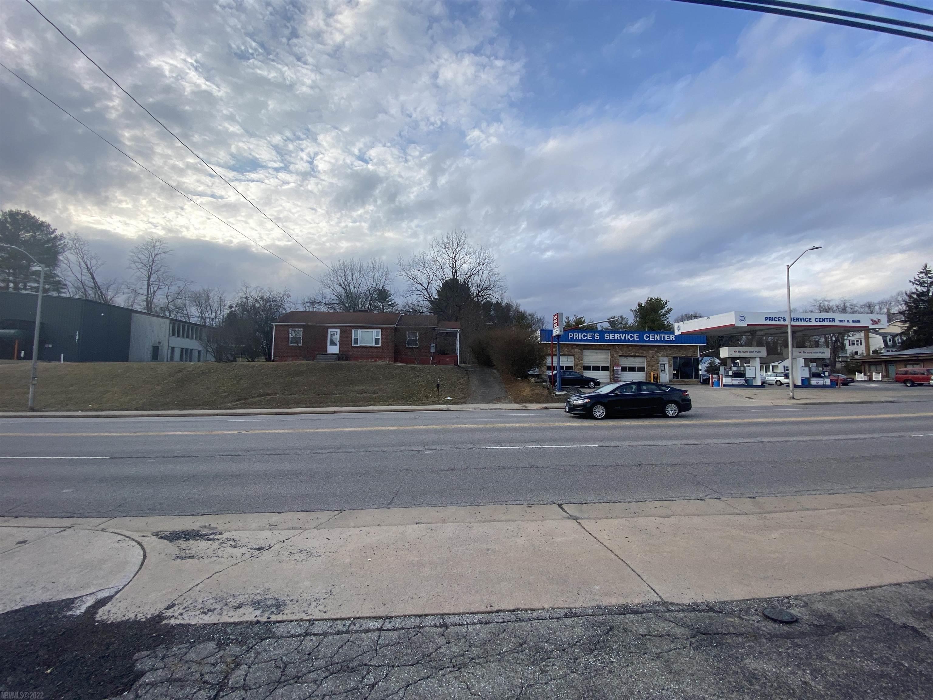 1107 N Main Street