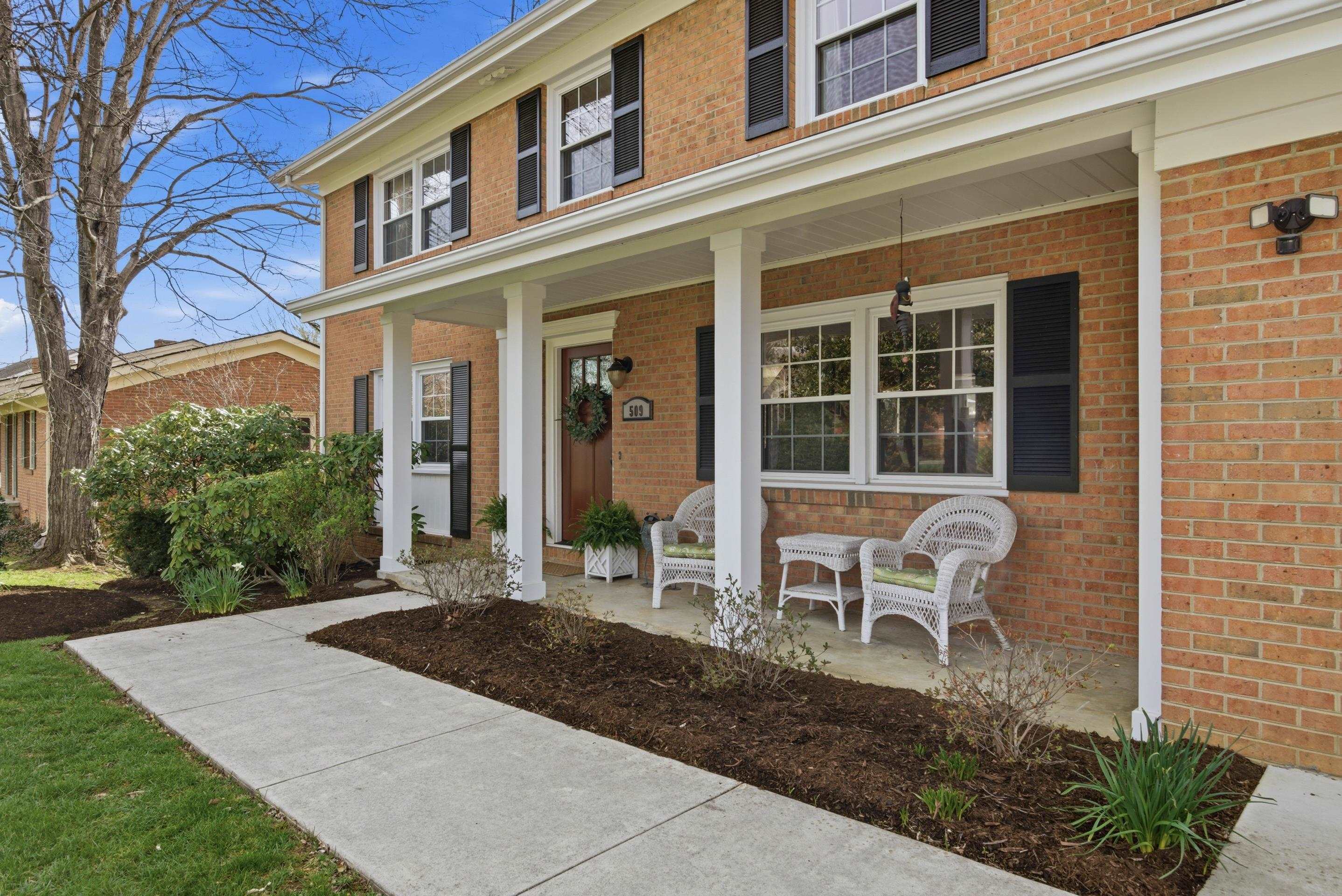 509 STONEGATE Drive