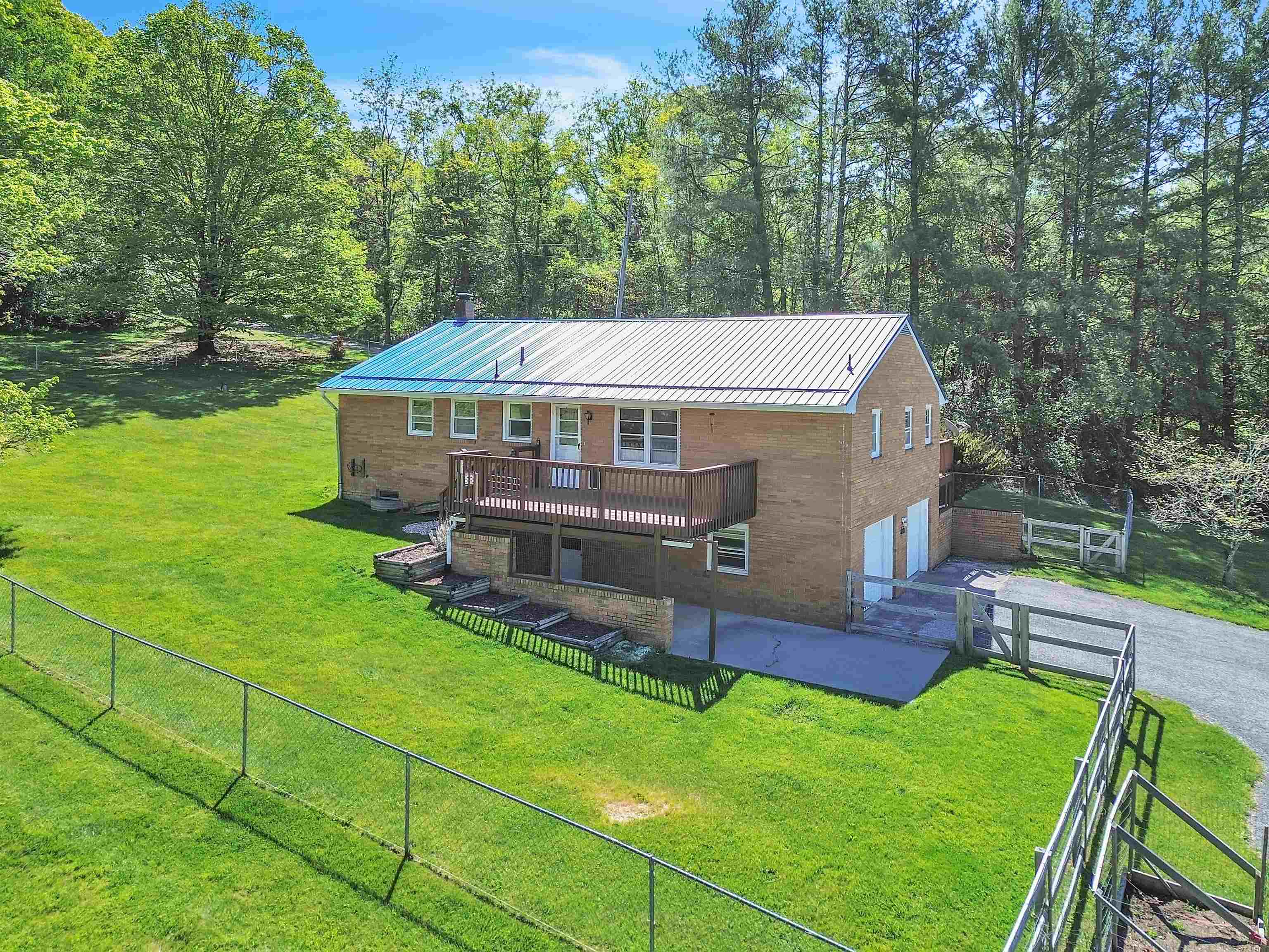 1022 OPAL Lane