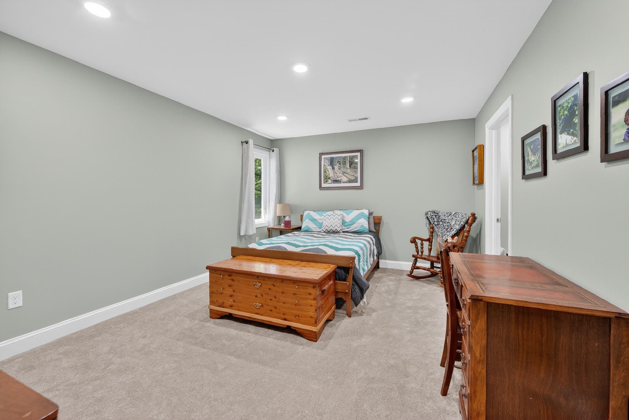 500 Quailwood Dr, Blacksburg, VA, 24060, USA, 5 Bedrooms Bedrooms, ,4 BathroomsBathrooms,Residential,Pending,500 Quailwood Dr,427441
