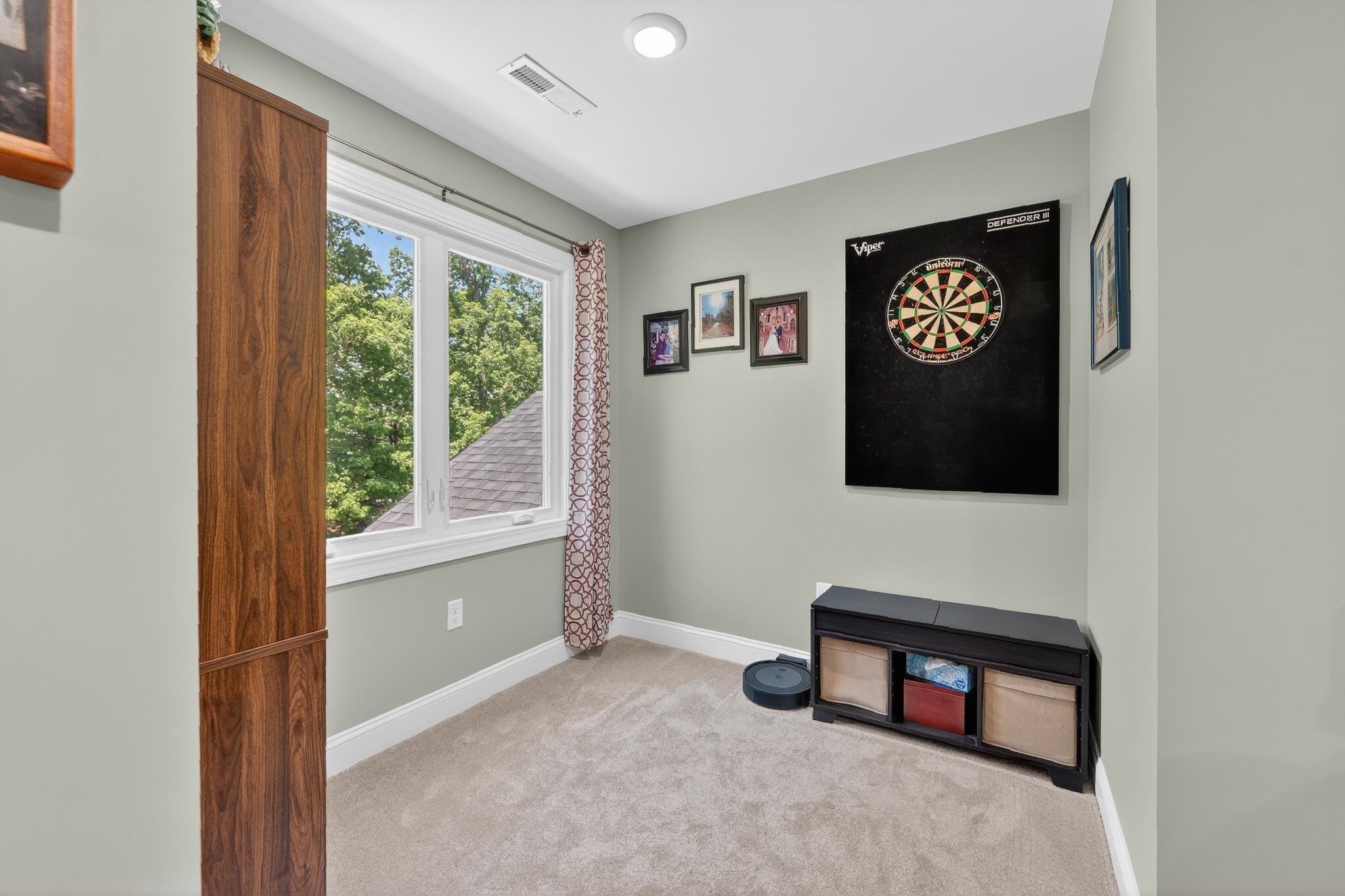 500 Quailwood Dr, Blacksburg, VA, 24060, USA, 5 Bedrooms Bedrooms, ,4 BathroomsBathrooms,Residential,Pending,500 Quailwood Dr,427441
