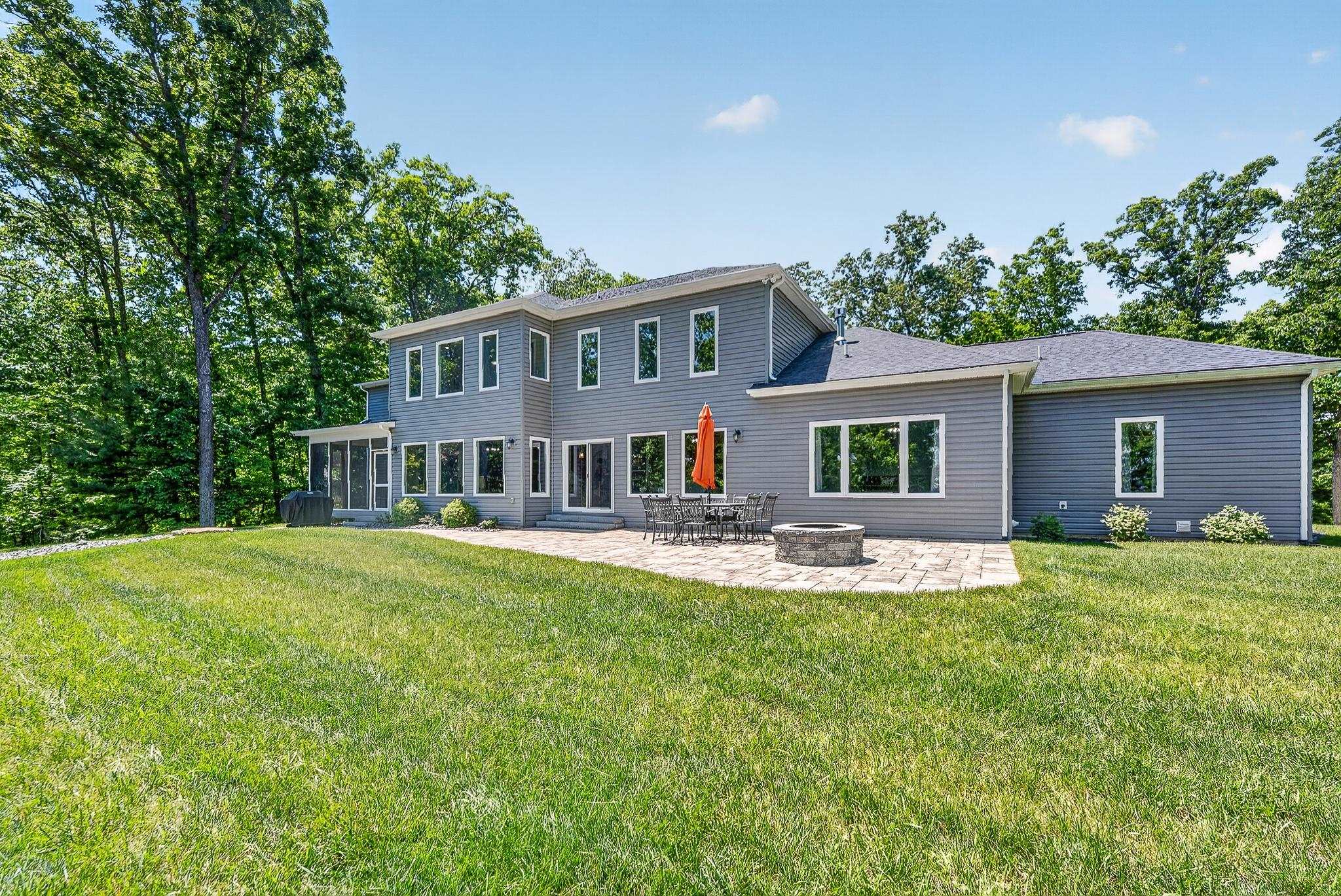 500 Quailwood Dr, Blacksburg, VA, 24060, USA, 5 Bedrooms Bedrooms, ,4 BathroomsBathrooms,Residential,Pending,500 Quailwood Dr,427441