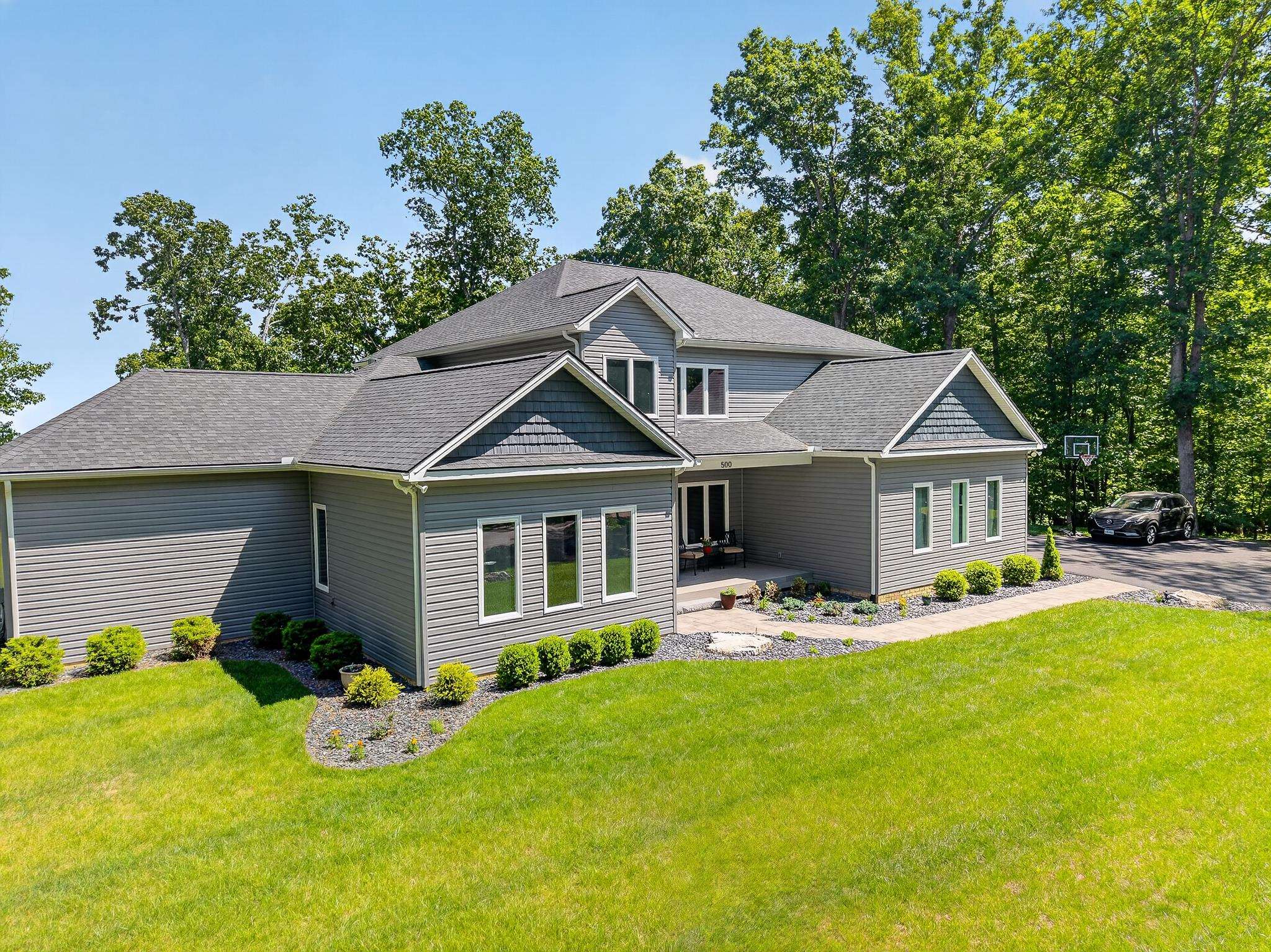 500 Quailwood Dr, Blacksburg, VA, 24060, USA, 5 Bedrooms Bedrooms, ,4 BathroomsBathrooms,Residential,Pending,500 Quailwood Dr,427441