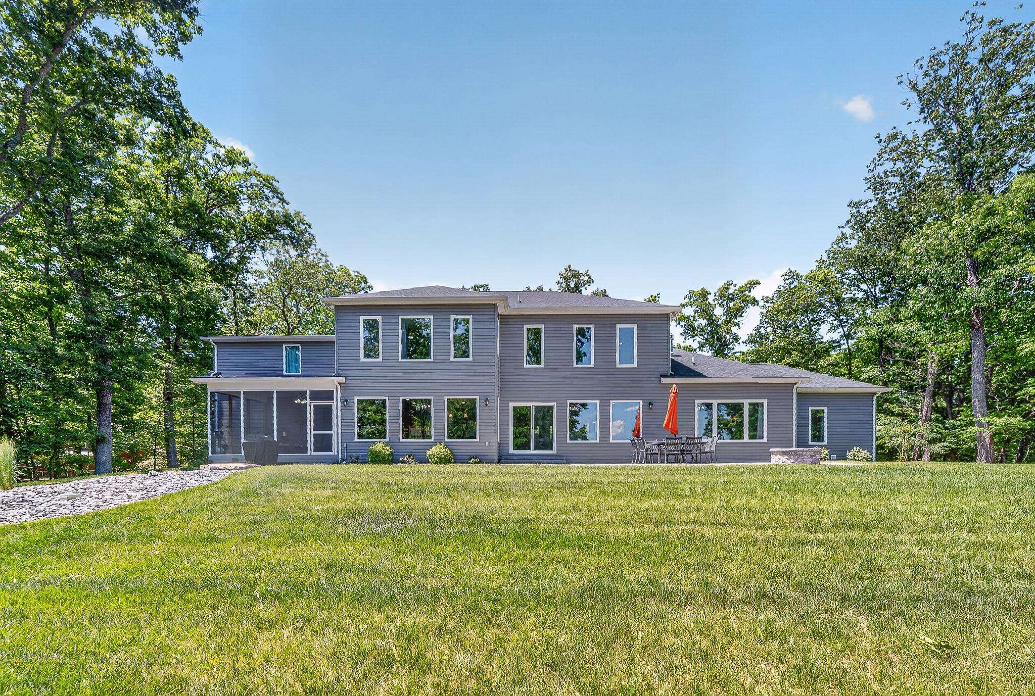 500 Quailwood Dr, Blacksburg, VA, 24060, USA, 5 Bedrooms Bedrooms, ,4 BathroomsBathrooms,Residential,Pending,500 Quailwood Dr,427441