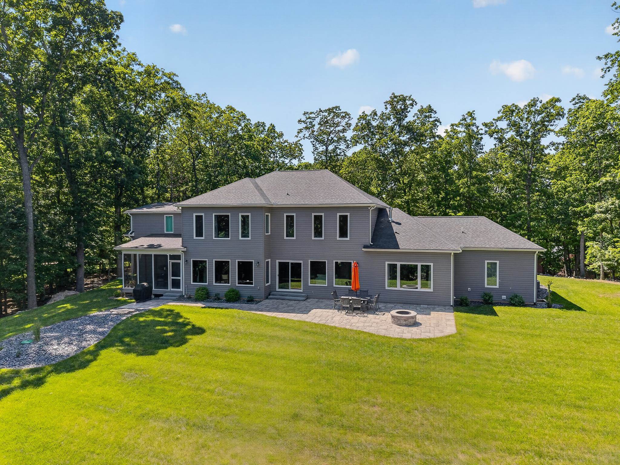500 Quailwood Dr, Blacksburg, VA, 24060, USA, 5 Bedrooms Bedrooms, ,4 BathroomsBathrooms,Residential,Pending,500 Quailwood Dr,427441