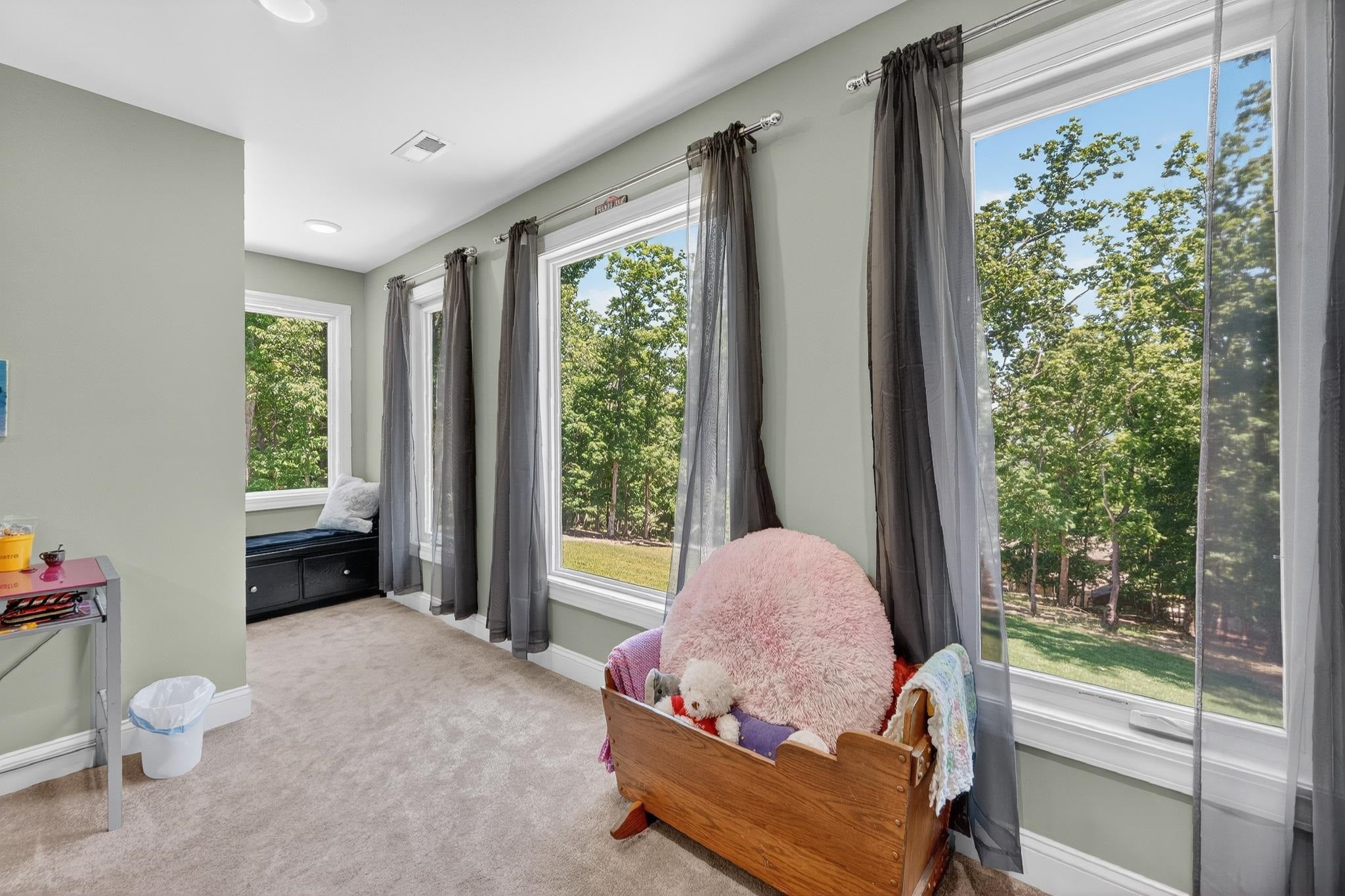 500 Quailwood Dr, Blacksburg, VA, 24060, USA, 5 Bedrooms Bedrooms, ,4 BathroomsBathrooms,Residential,Pending,500 Quailwood Dr,427441