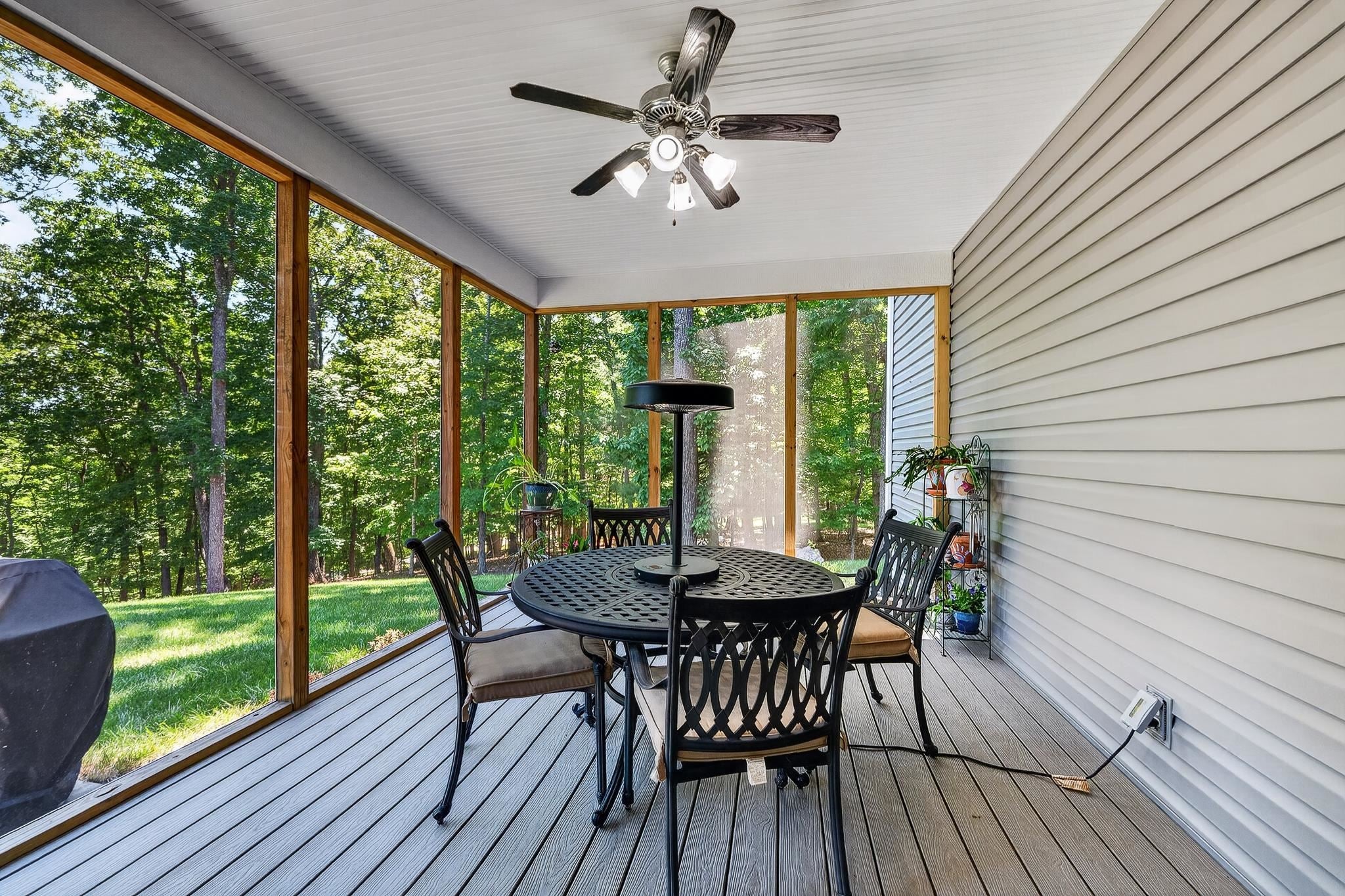500 Quailwood Dr, Blacksburg, VA, 24060, USA, 5 Bedrooms Bedrooms, ,4 BathroomsBathrooms,Residential,Pending,500 Quailwood Dr,427441