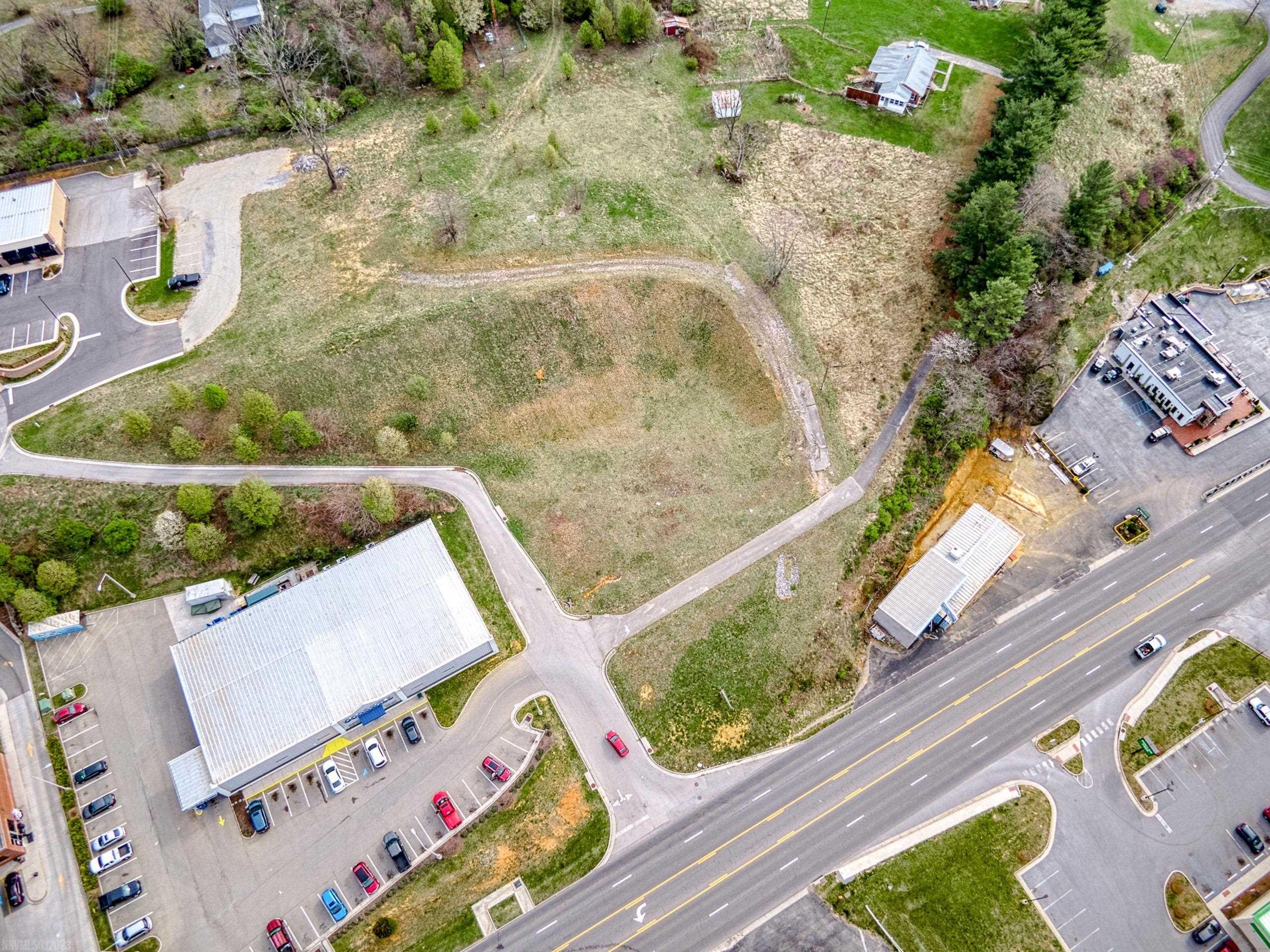 7493 Lee Highway