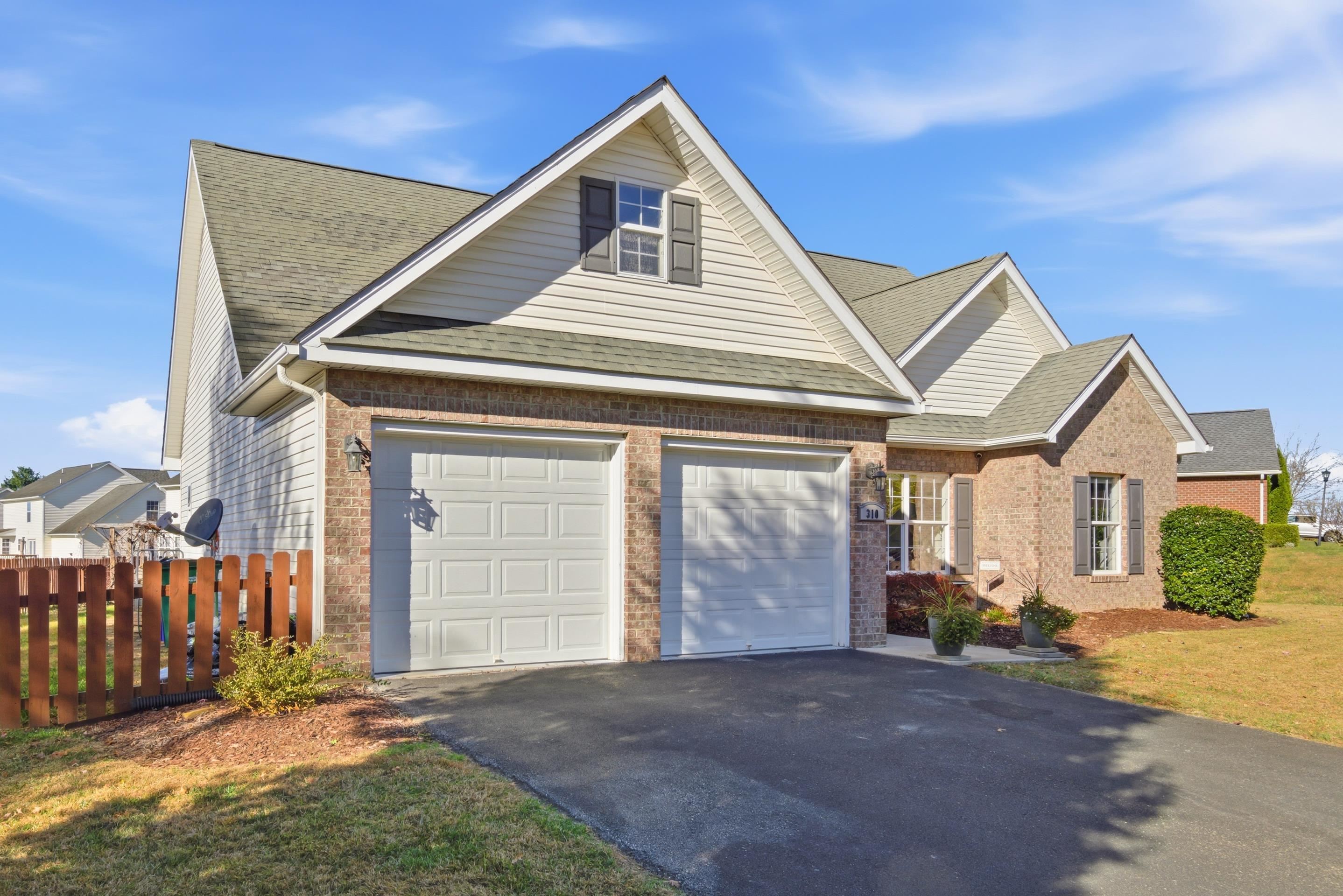 310 WINDSOR Drive