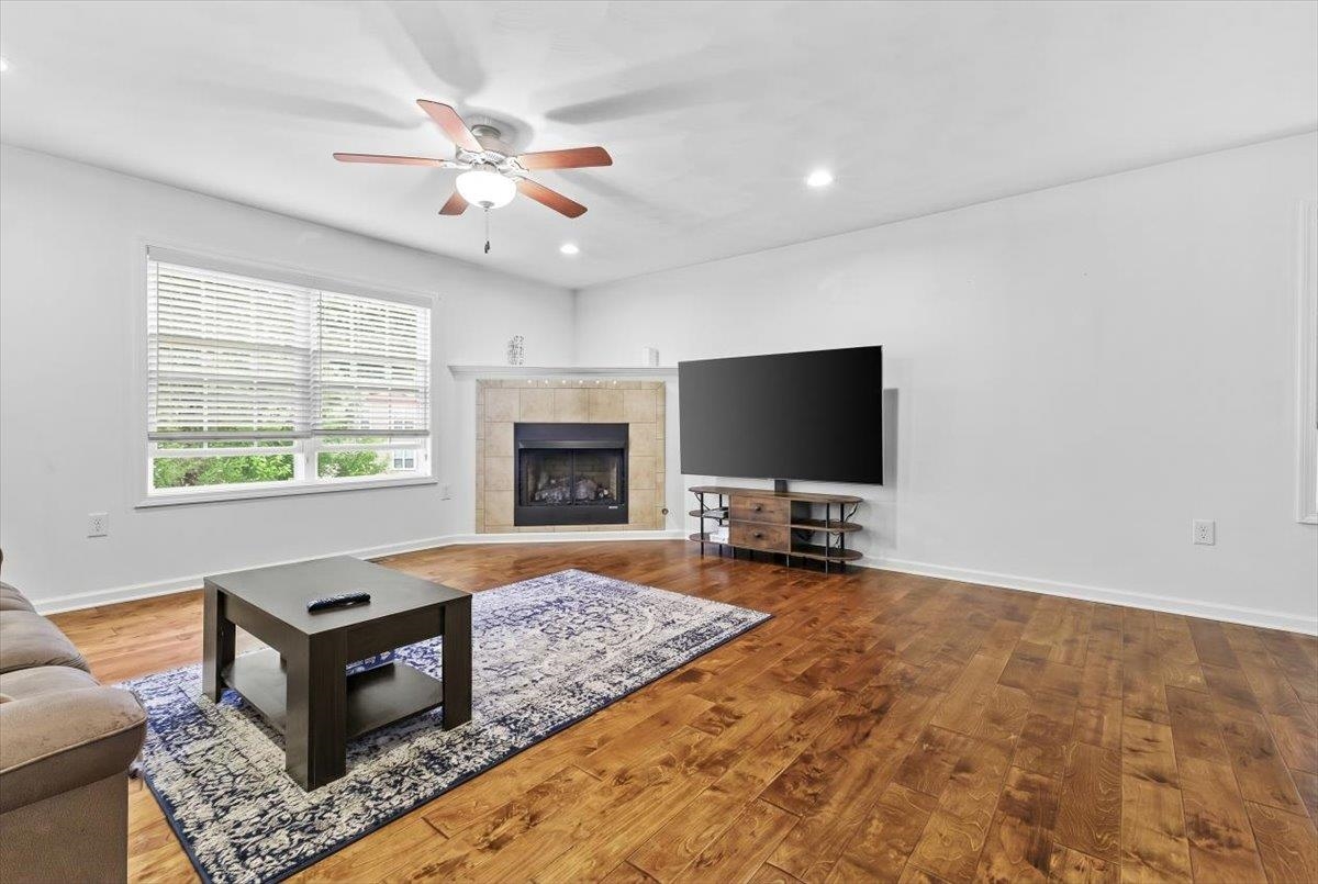 1048 St Claire Lane