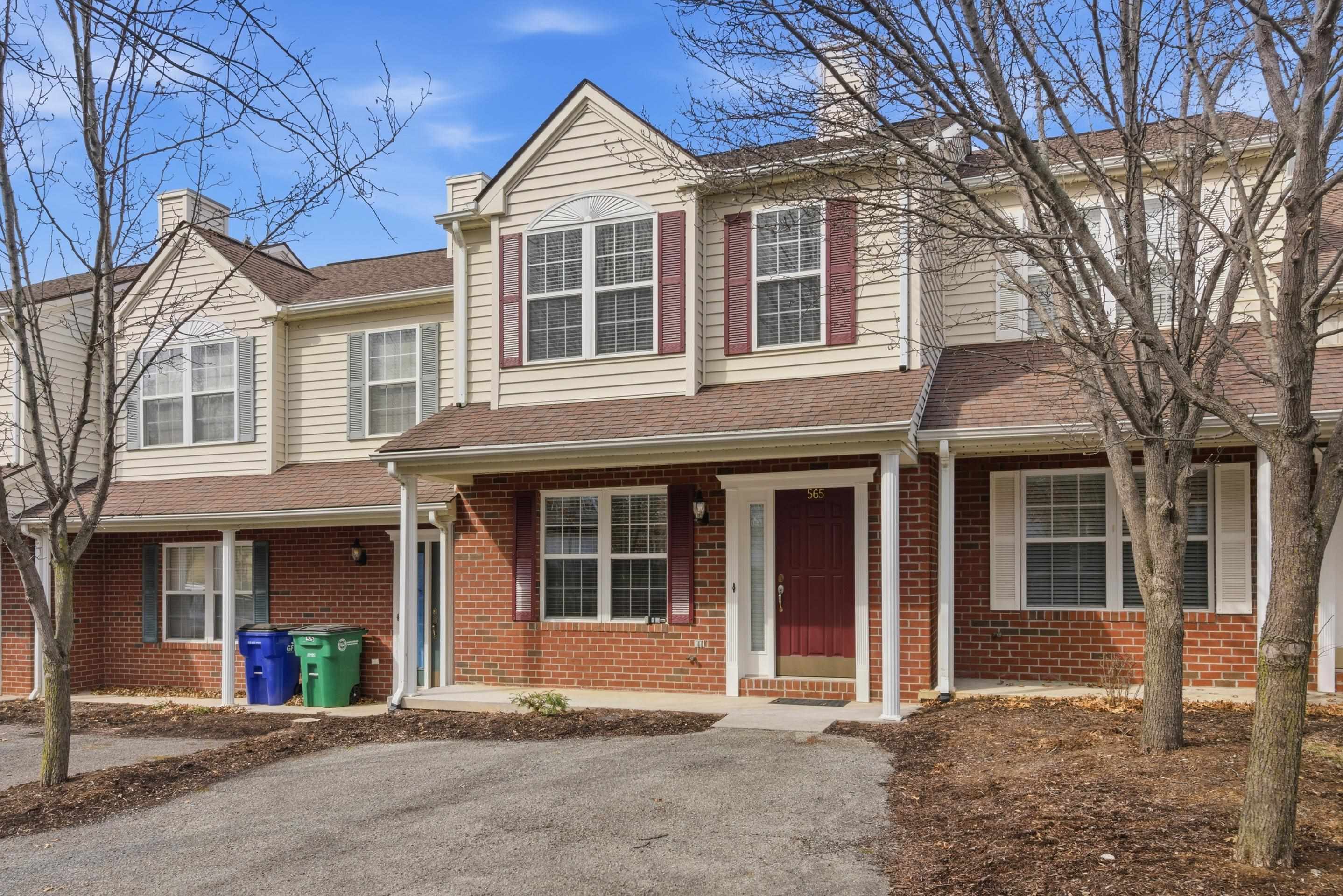 565 Oaktree Boulevard