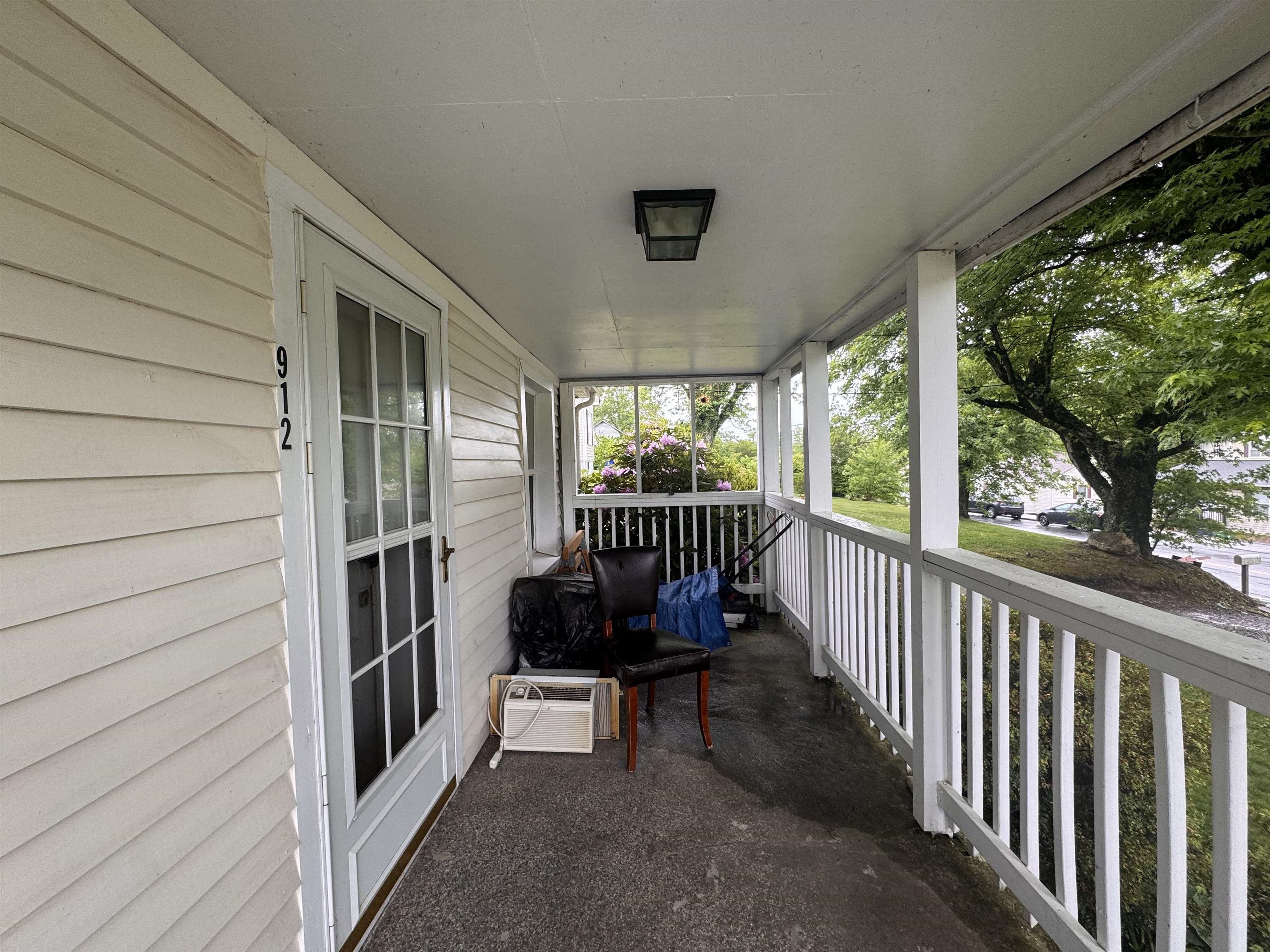 912 GILES Road