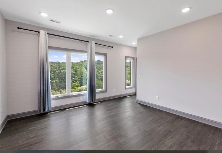 2075 Brooksfield Rd, Blacksburg, VA, 24060, USA, 5 Bedrooms Bedrooms, ,5 BathroomsBathrooms,Residential,Active,2075 Brooksfield Rd,428189