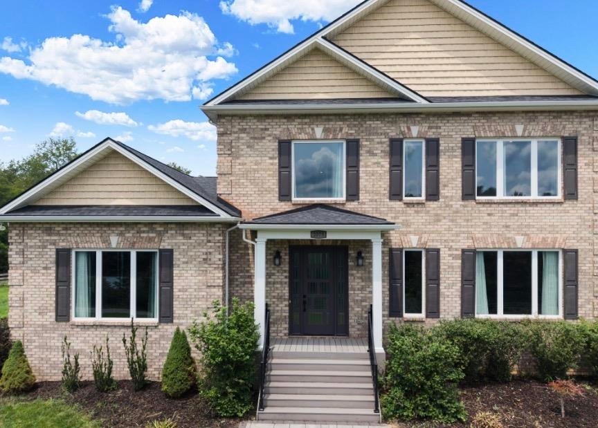2075 Brooksfield Rd, Blacksburg, VA, 24060, USA, 5 Bedrooms Bedrooms, ,5 BathroomsBathrooms,Residential,Active,2075 Brooksfield Rd,428189