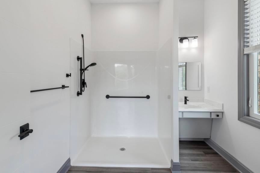 2075 Brooksfield Rd, Blacksburg, VA, 24060, USA, 5 Bedrooms Bedrooms, ,5 BathroomsBathrooms,Residential,Active,2075 Brooksfield Rd,428189