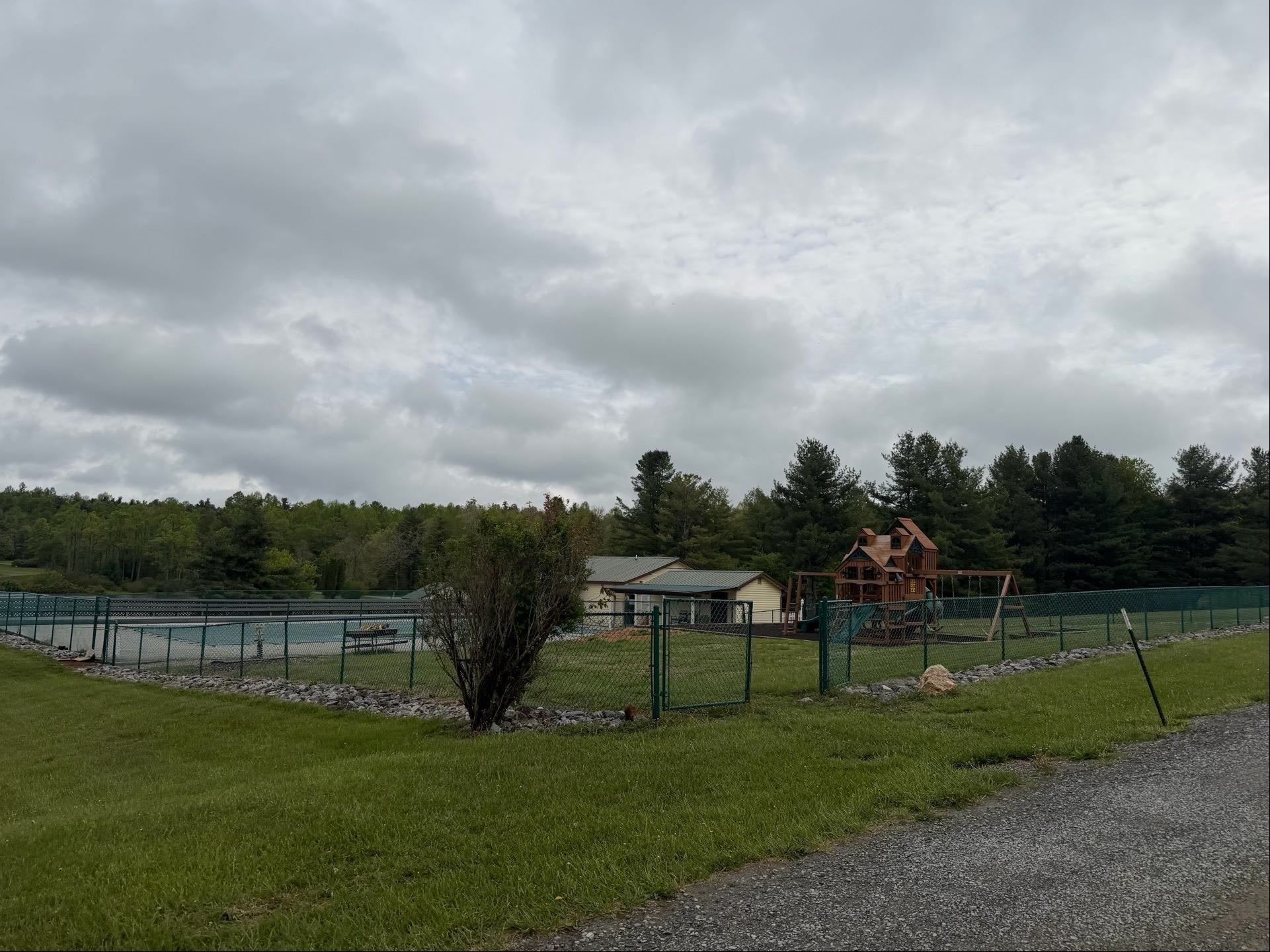 Property photo 4